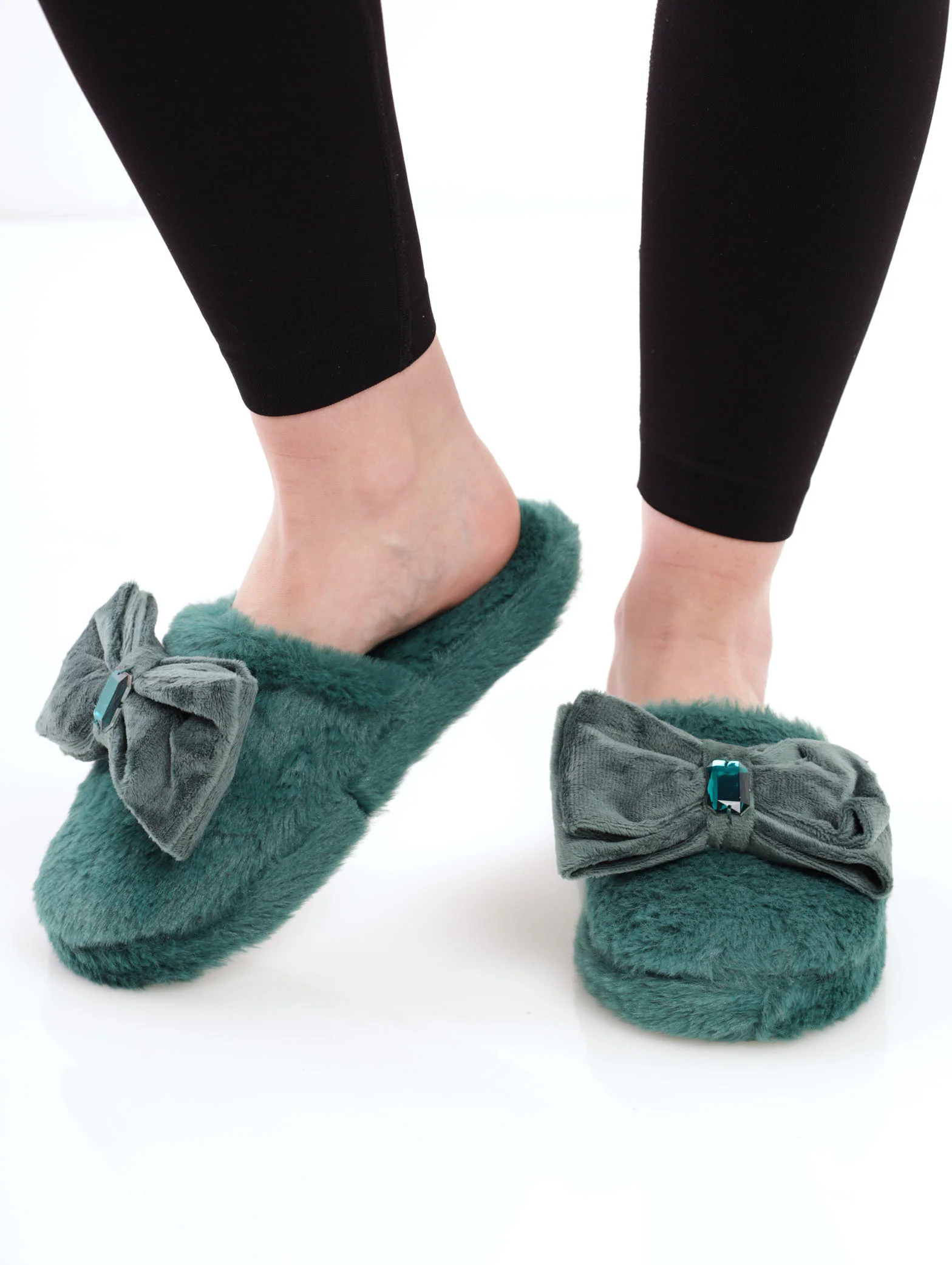 Fluffy Closed Toe Chunky Slipper - Bottle