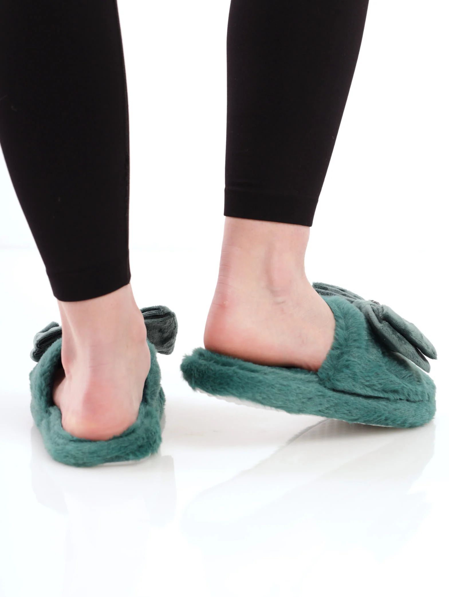 Fluffy Closed Toe Chunky Slipper - Bottle - Image 3