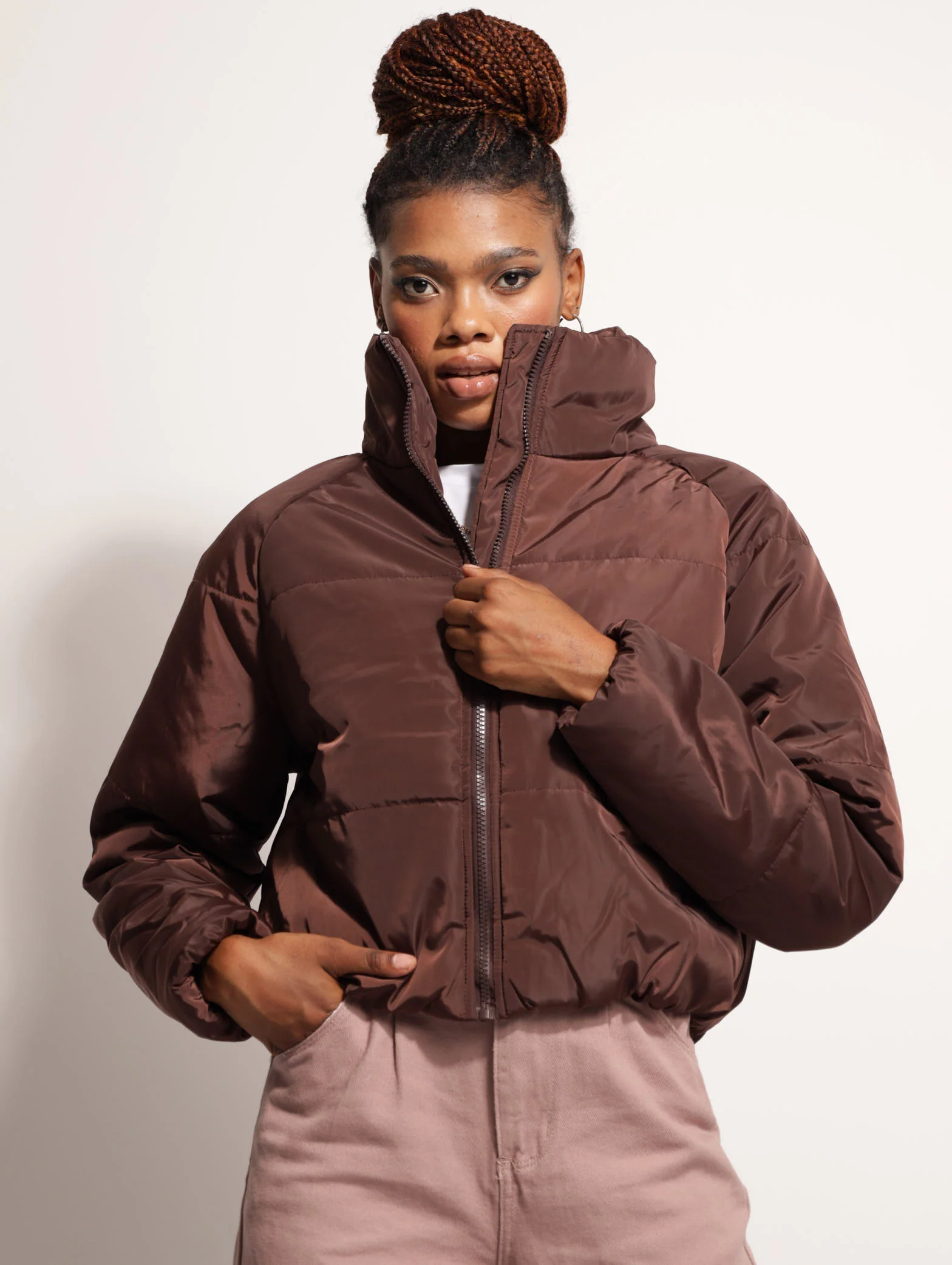 Hi-Neck Puffer Jacket - Brown