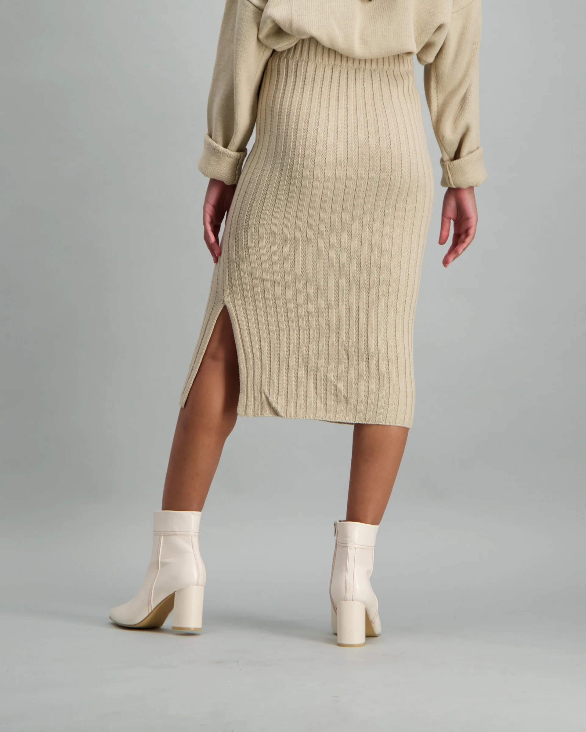 Knitwear Pencil Skirt Set - Image 3