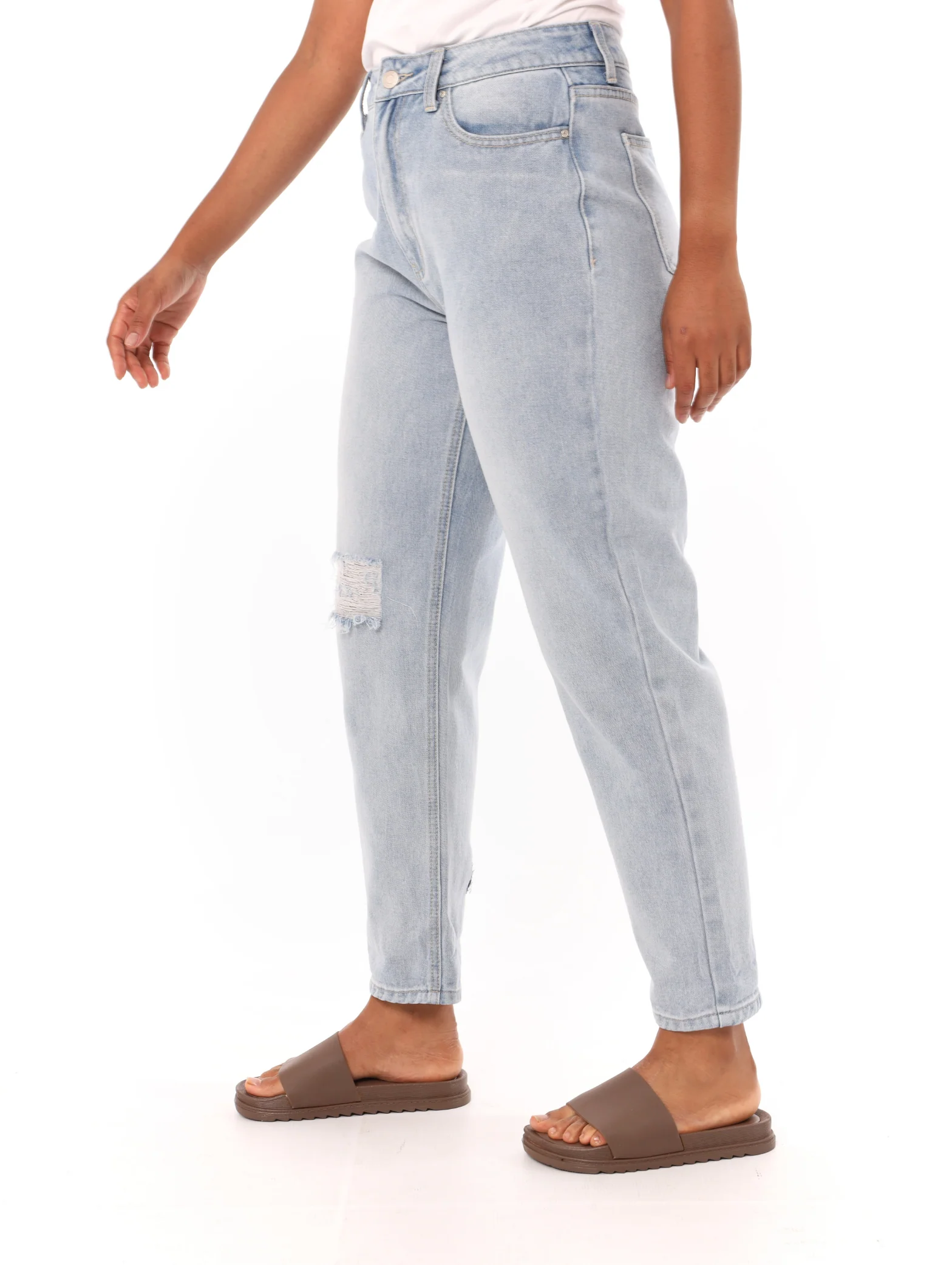 Light Wash Slash Knee Denim Mom Jean - Image 2