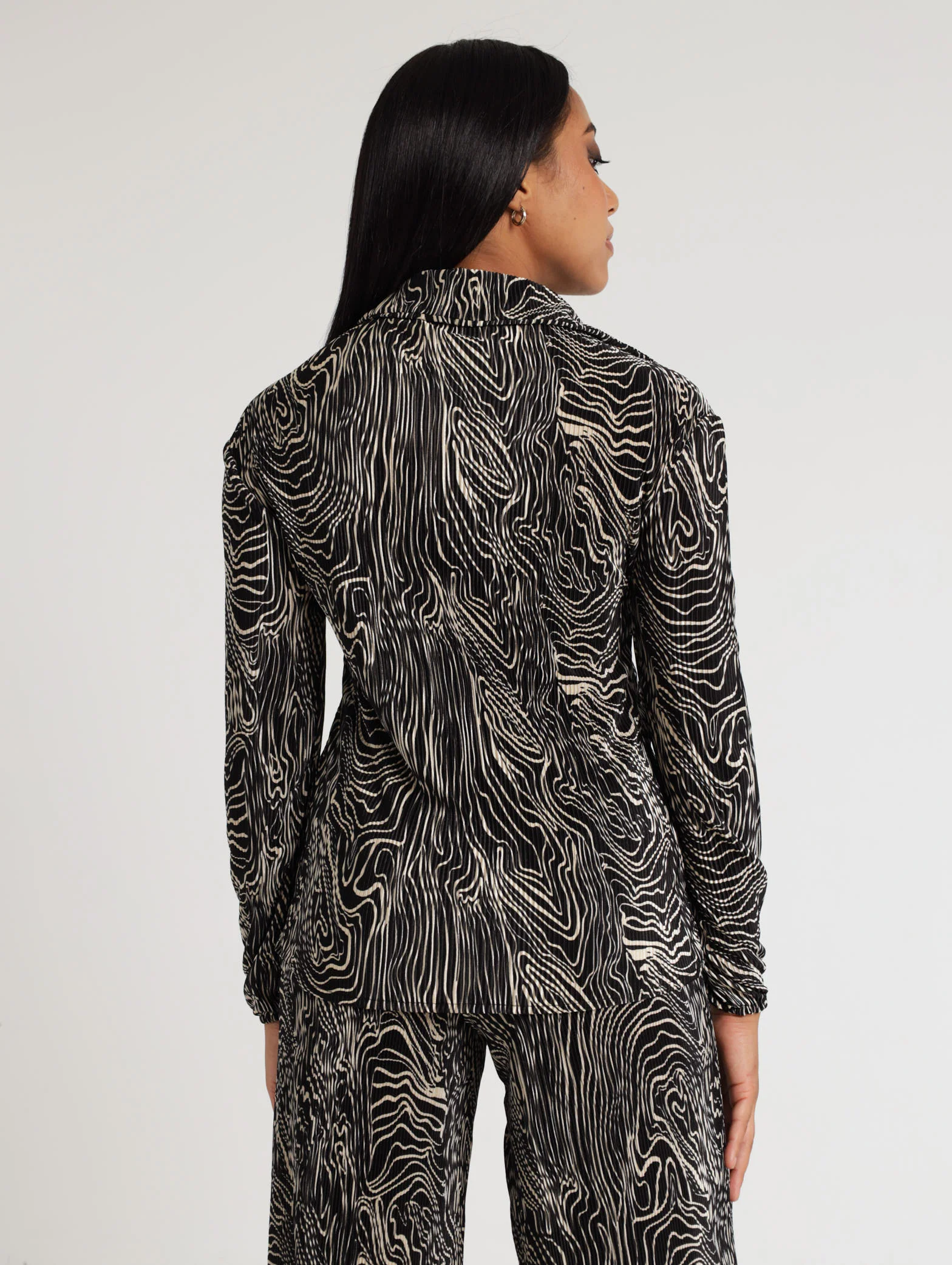 Long Sleeve Bodre Swirl Print Shirt - Black/White - Image 4