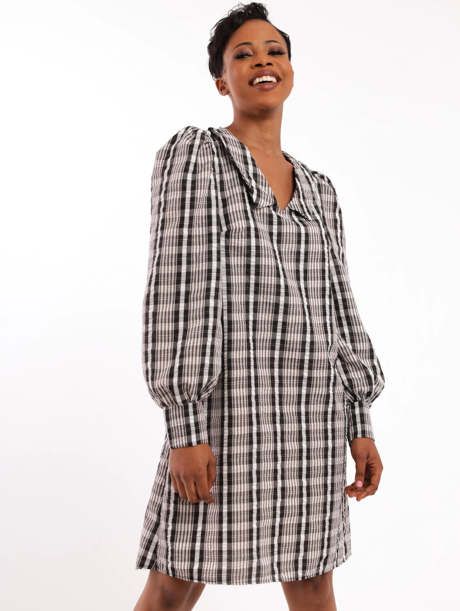 Long Sleeve Check Seersucker Collared Dress - Black/White