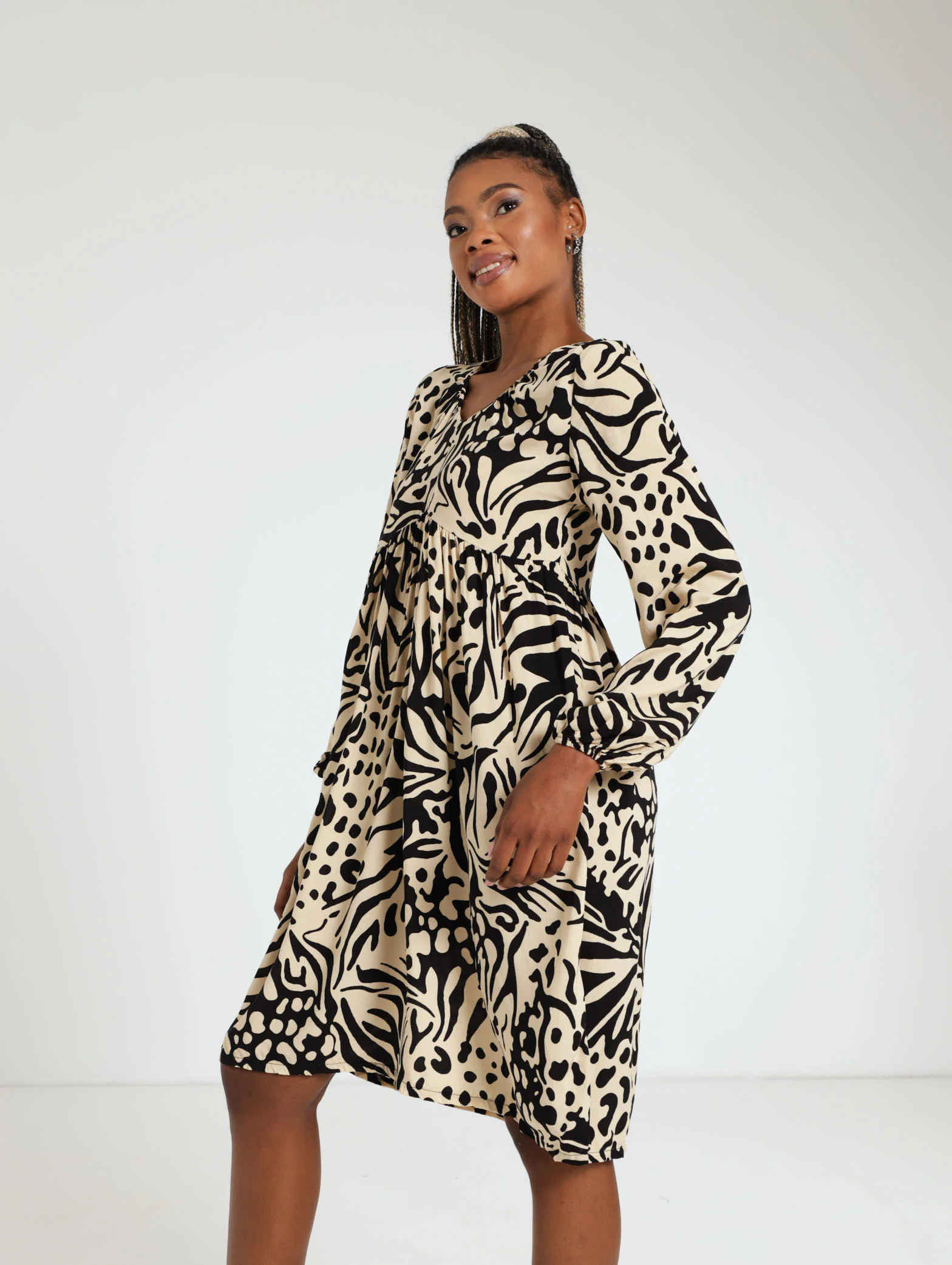 Long Sleeve Printed Dress - Black/Beige - Image 2