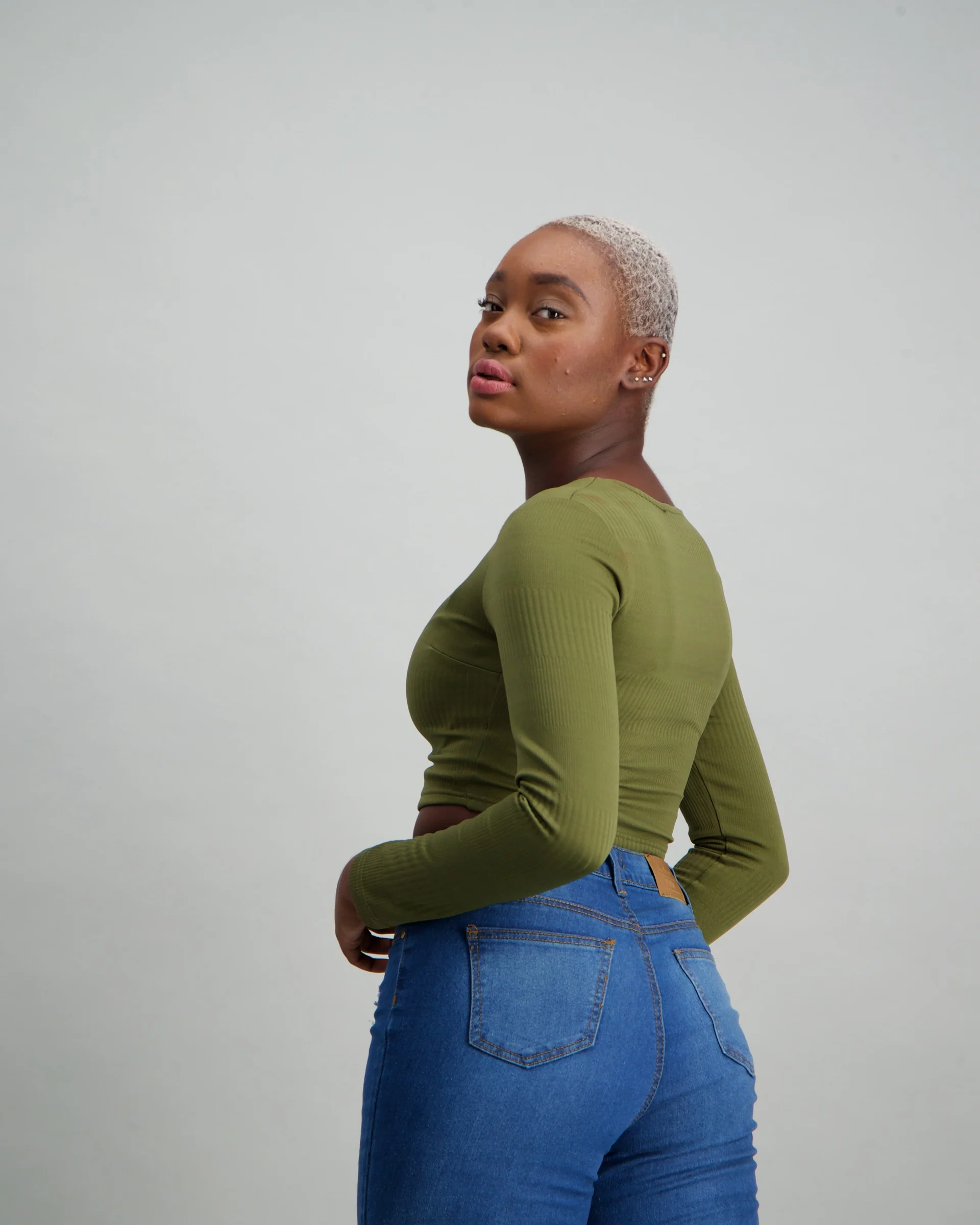 Long Sleeve Ribbed Crop Top - Fatigue - Image 3