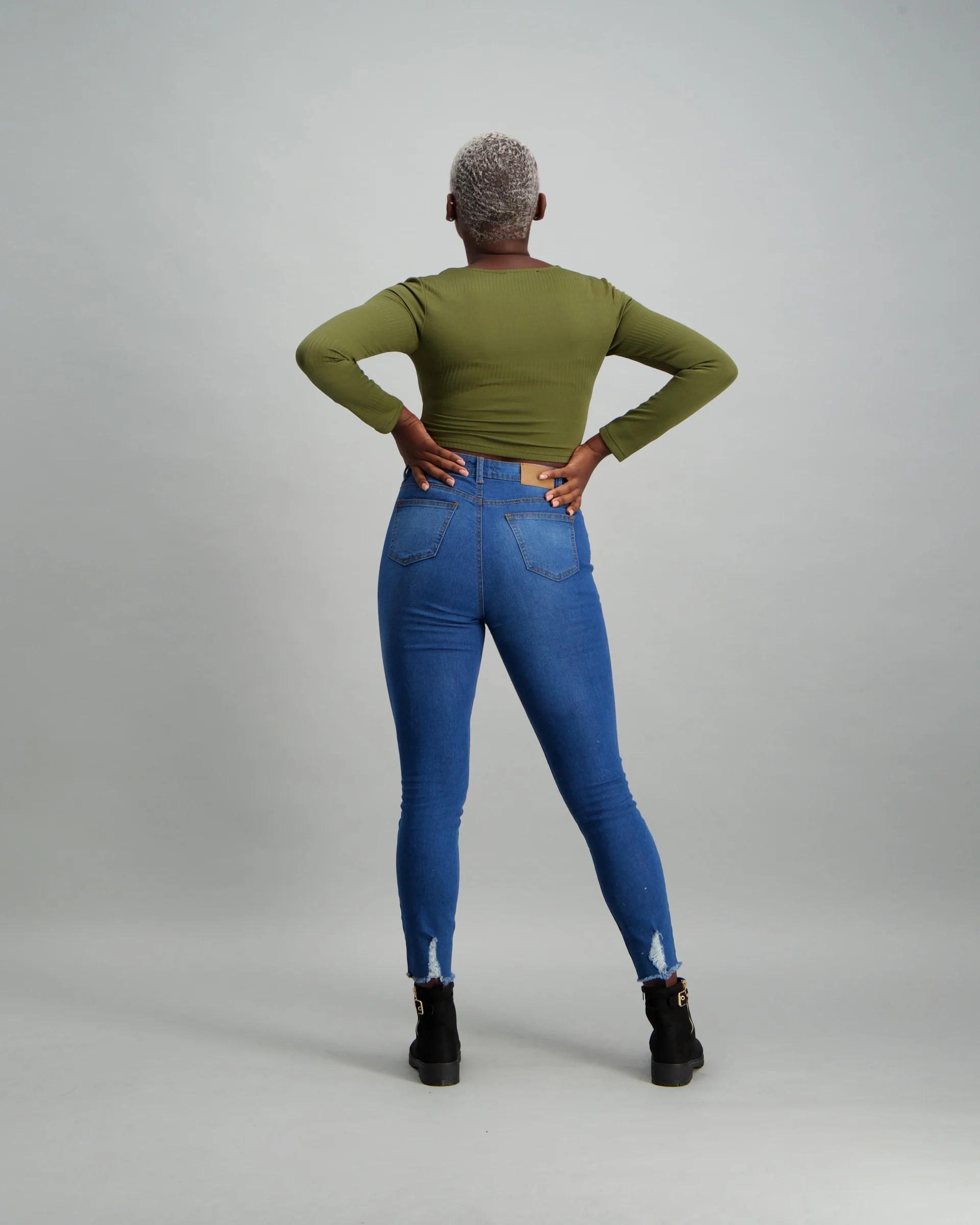 Long Sleeve Ribbed Crop Top - Fatigue - Image 5