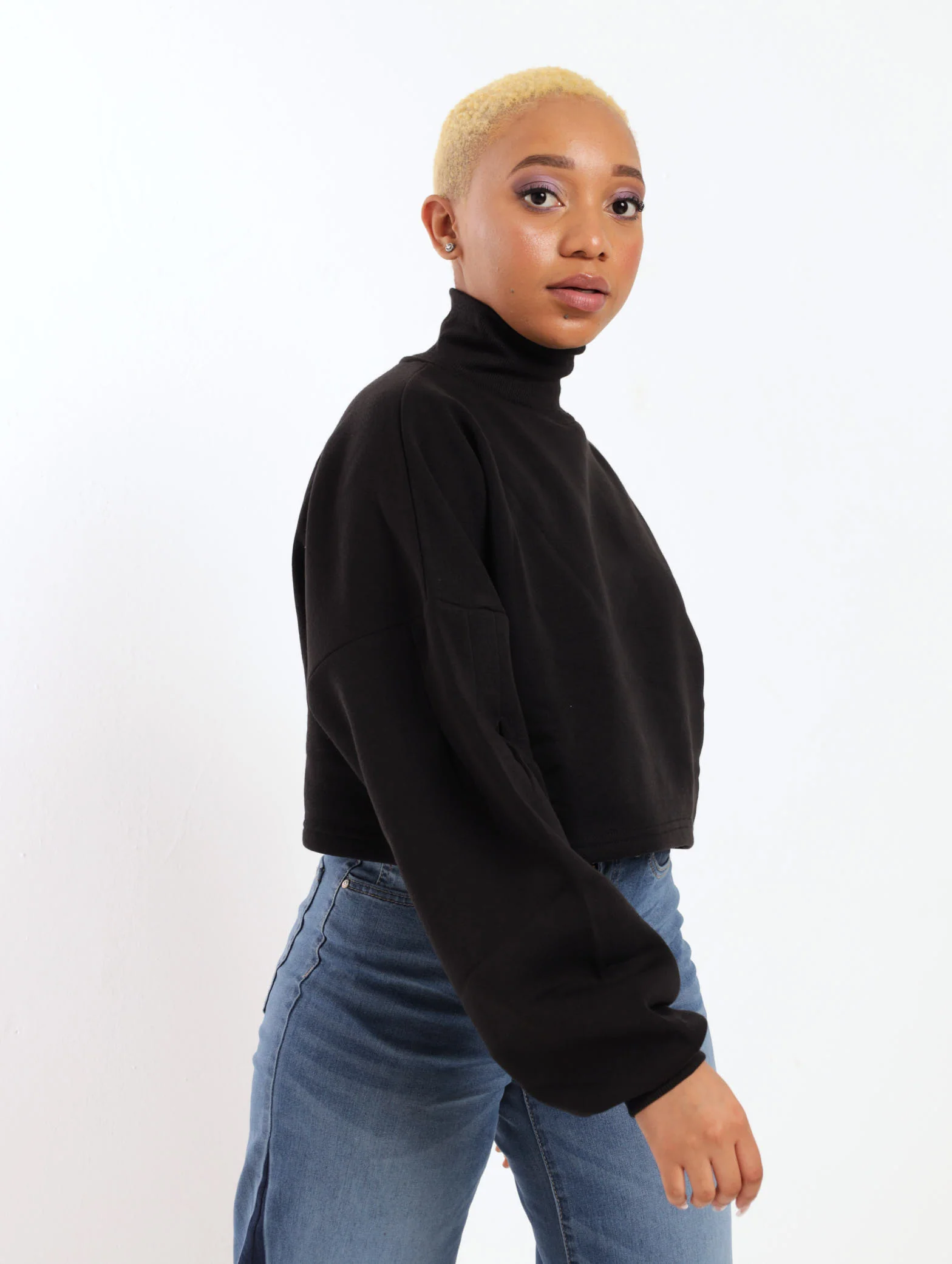 Pleat Raglan Sleeve Pullover - Black - Image 2