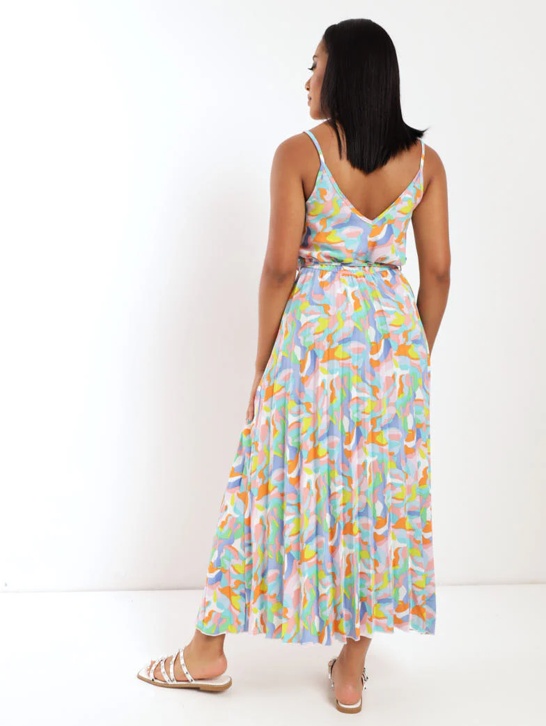Pleated Floral Midi Dress - Image 4