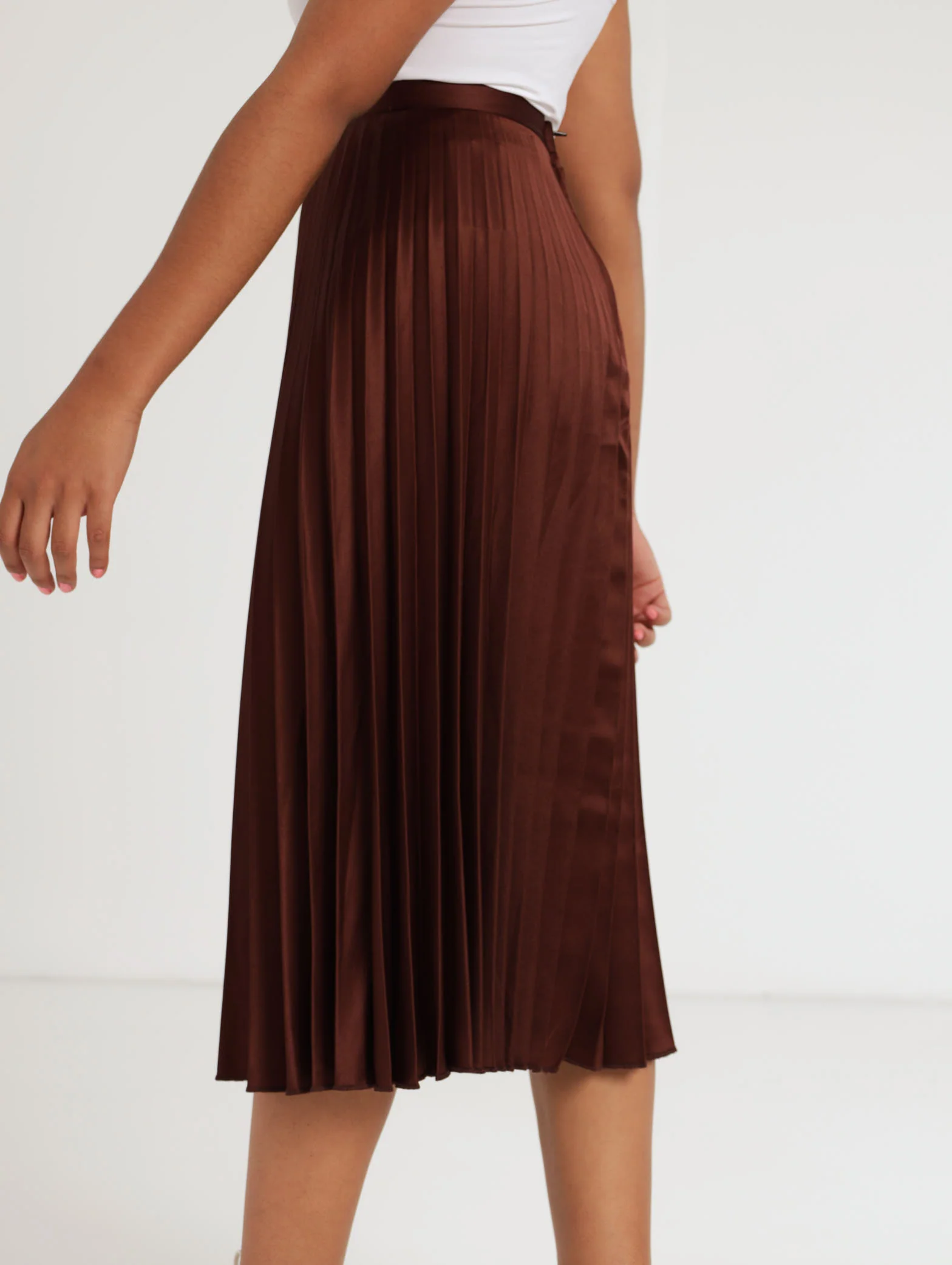 Pleated Midi Skirt - Brown - Image 3