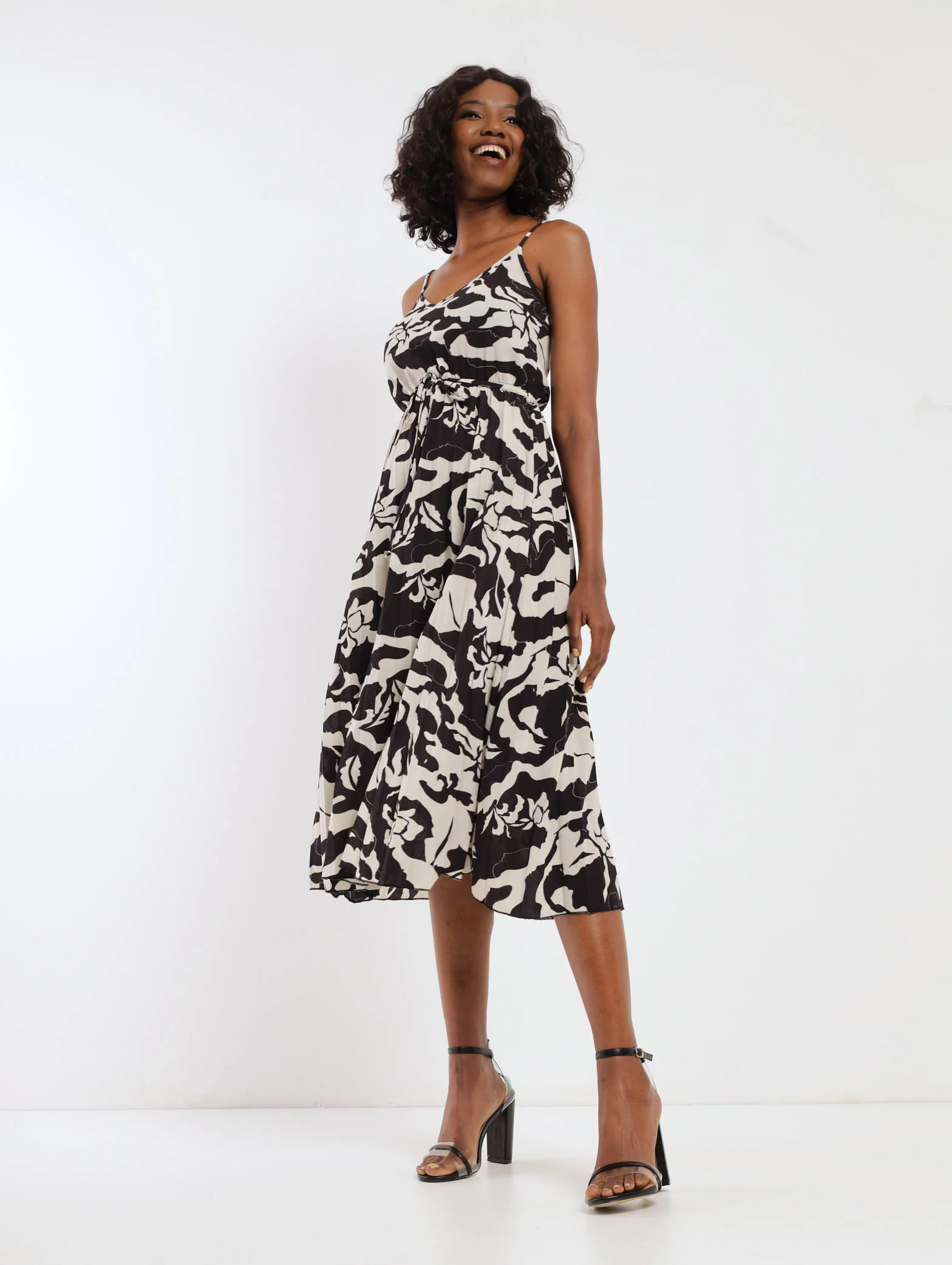 Printed Pleated Midi Dress - Black/White - Image 2