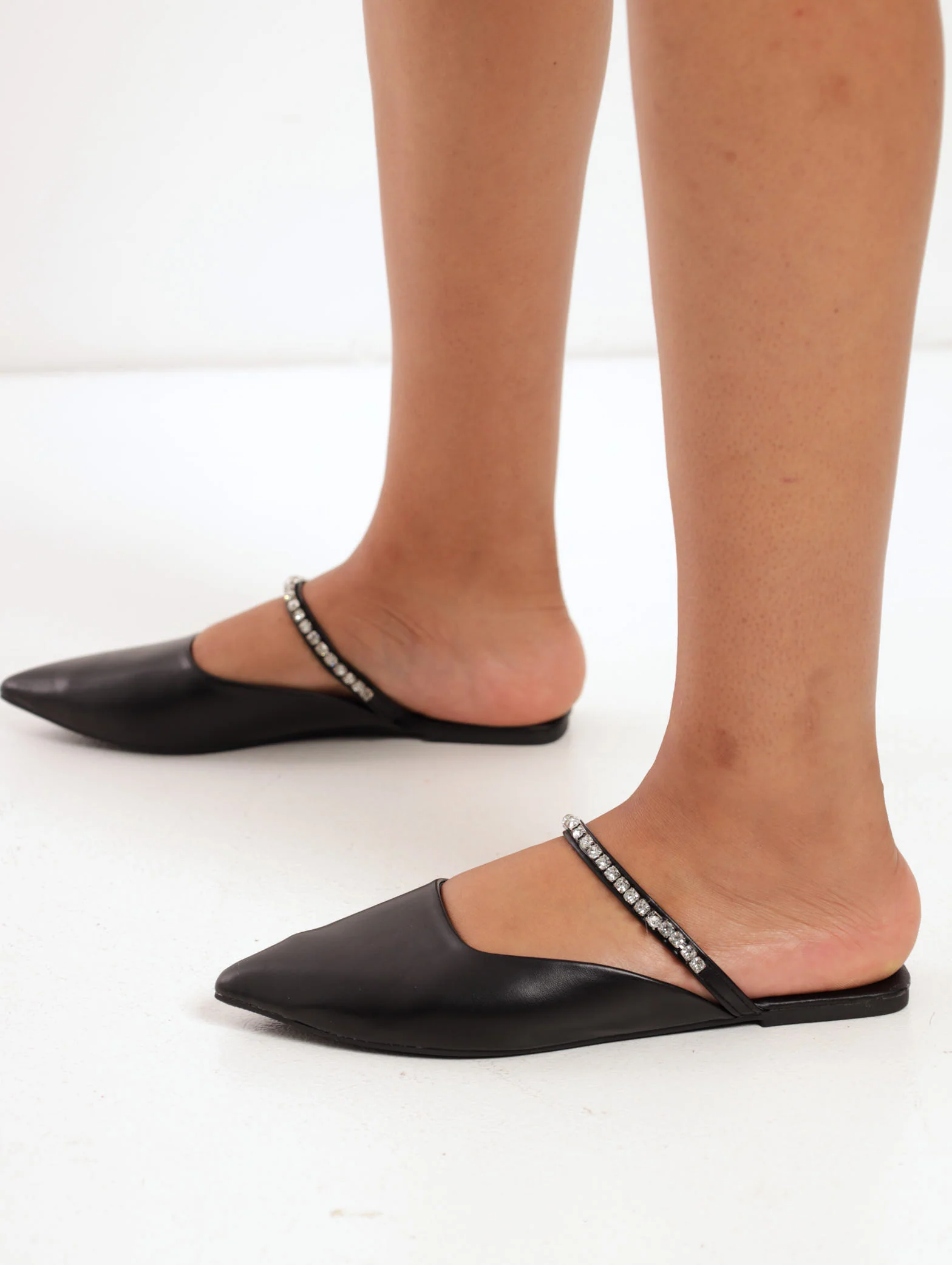 Push-In Pointed Shoe With Jeweled Strap - Black - Image 2
