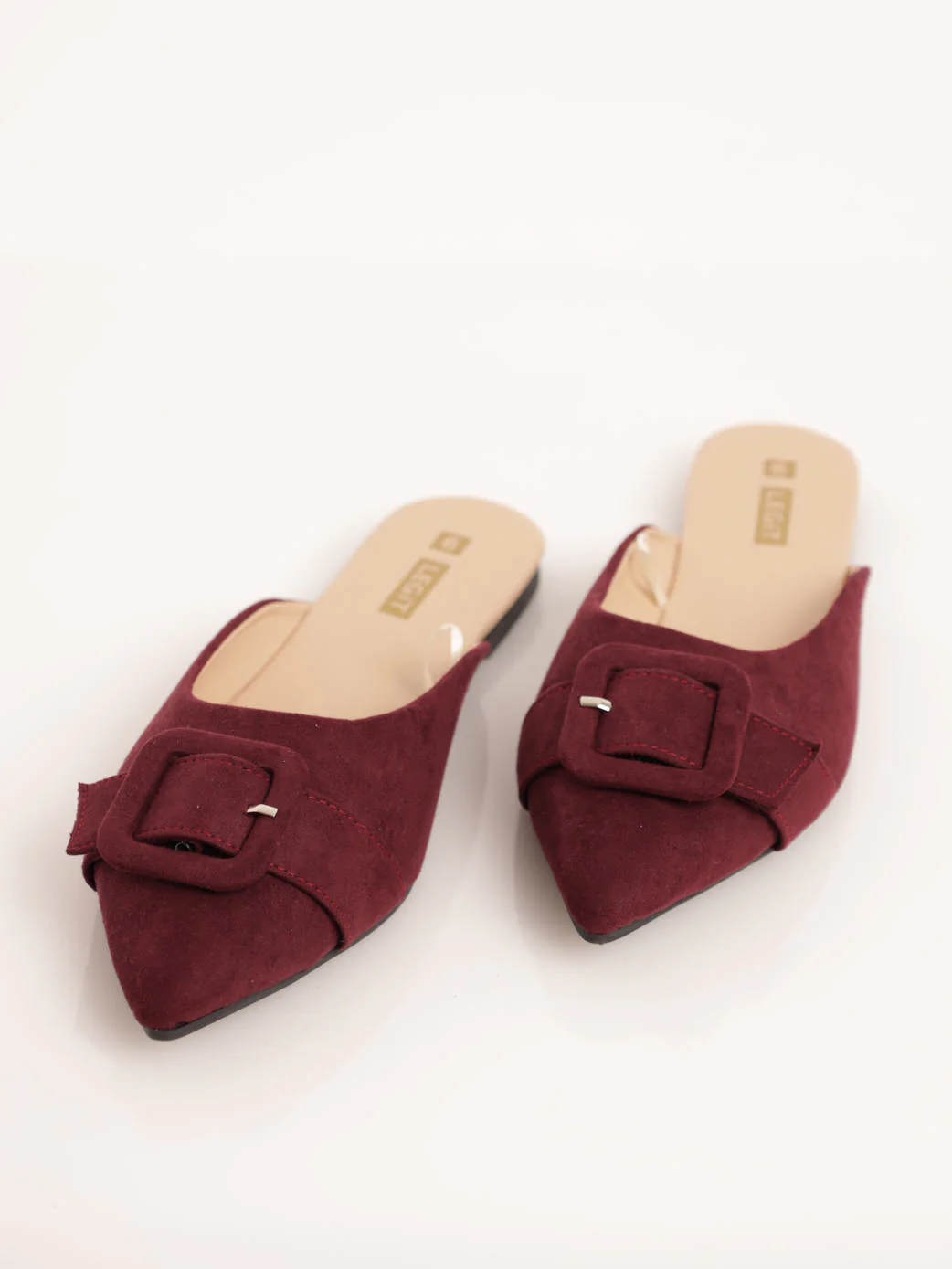 Push-In Shoe With Microfiber Square Trim - Maroon