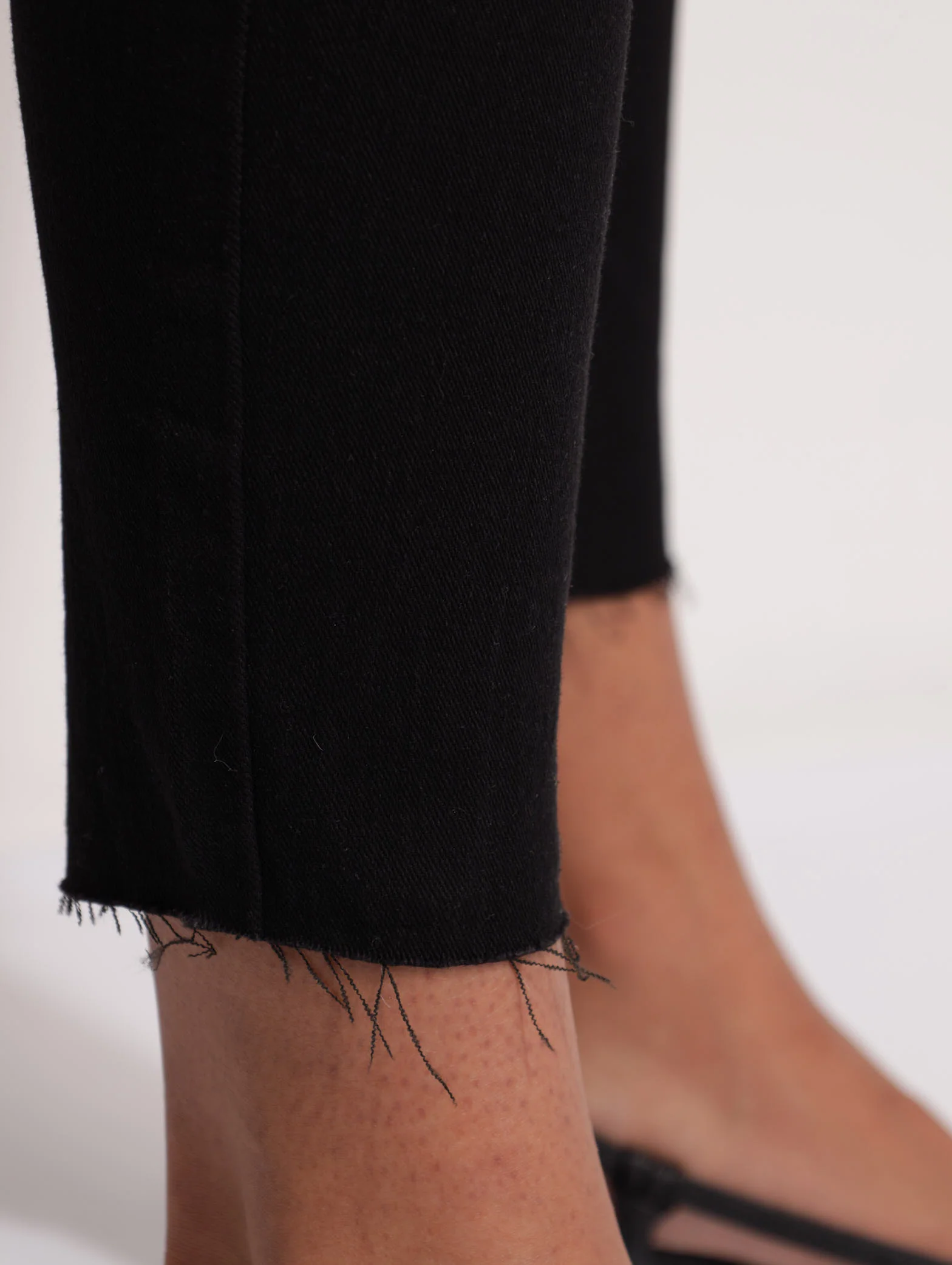 Pushup Belted Skinny Jean - Black - Image 5