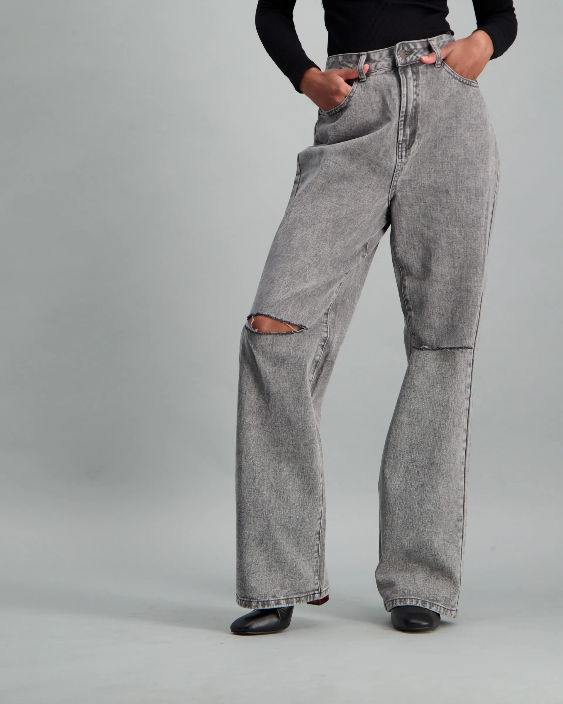 Ripped 90S Light Grey Denim Jean