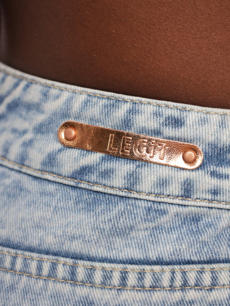 Salty Light Wash Panelled Split Hem Denim Dad Jean - Image 6