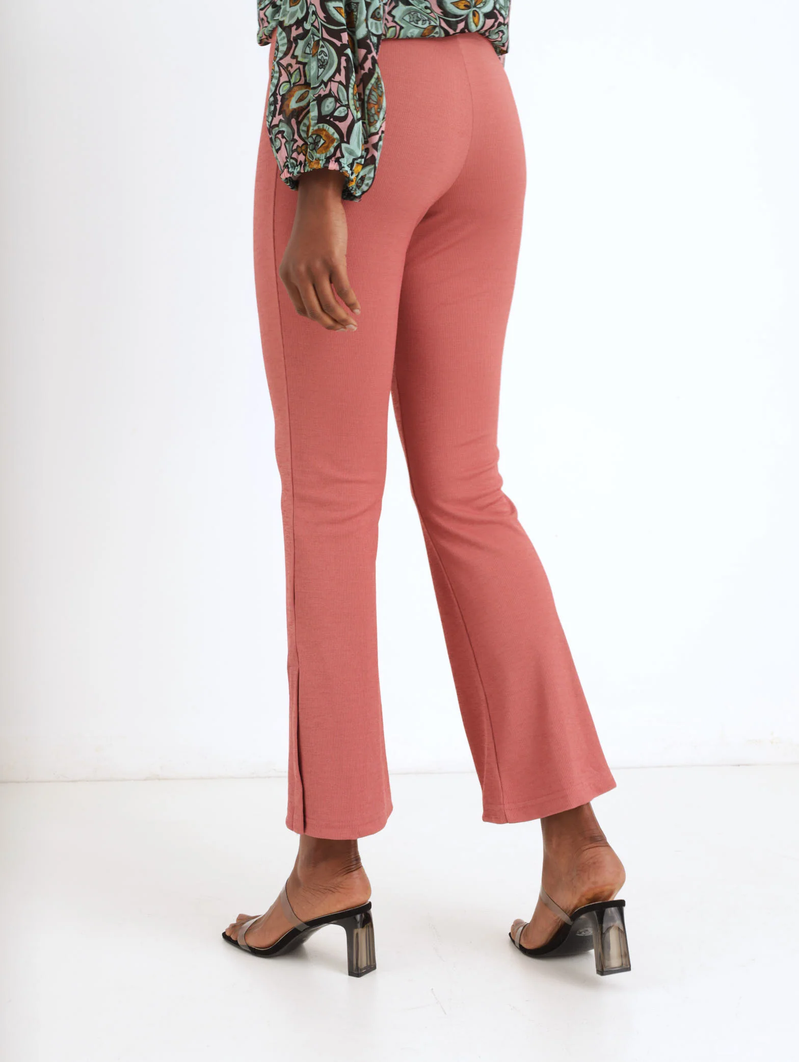 Side Split Hem Rib Flare Pant - Mink - Image 3