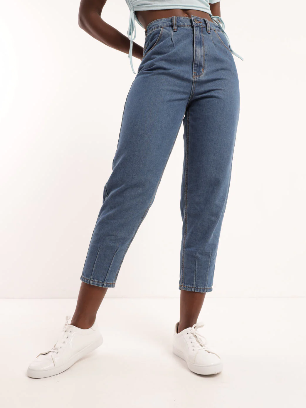 Stonewash Hi Waisted Pleated Baloon Jean
