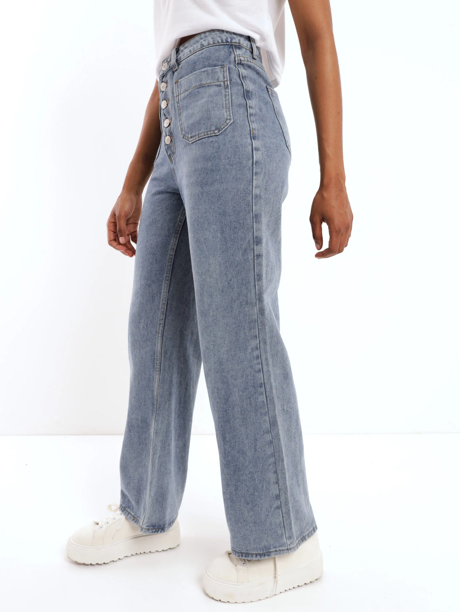 Stonewash Patch Pocket 90's Fit Denim Jean - Image 3