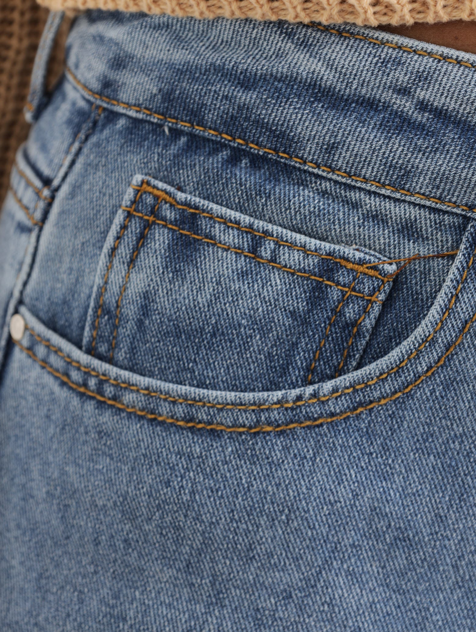 Stonewash Slash Knee Mom Denim Jean - Image 5