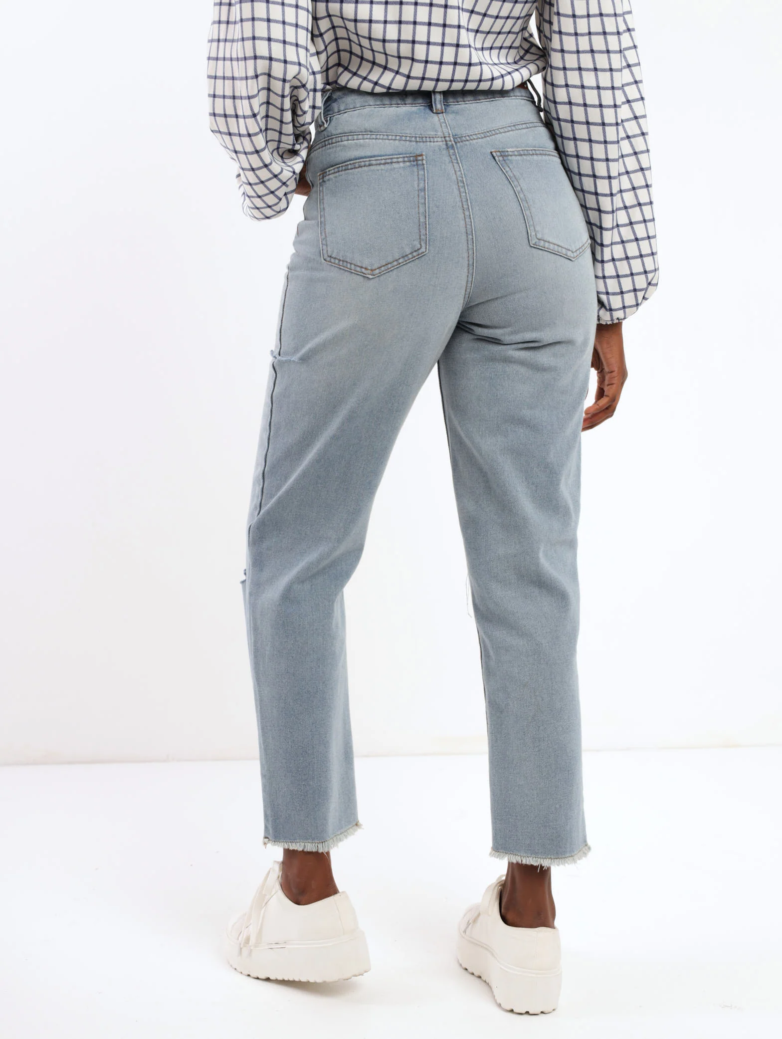 Stonewash Slash Thigh Denim Mom Jean - Image 3