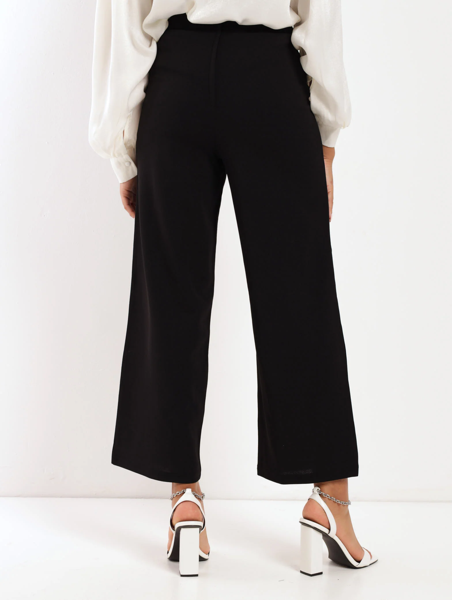 Trim Detail Straight Leg Pant - Black - Image 4