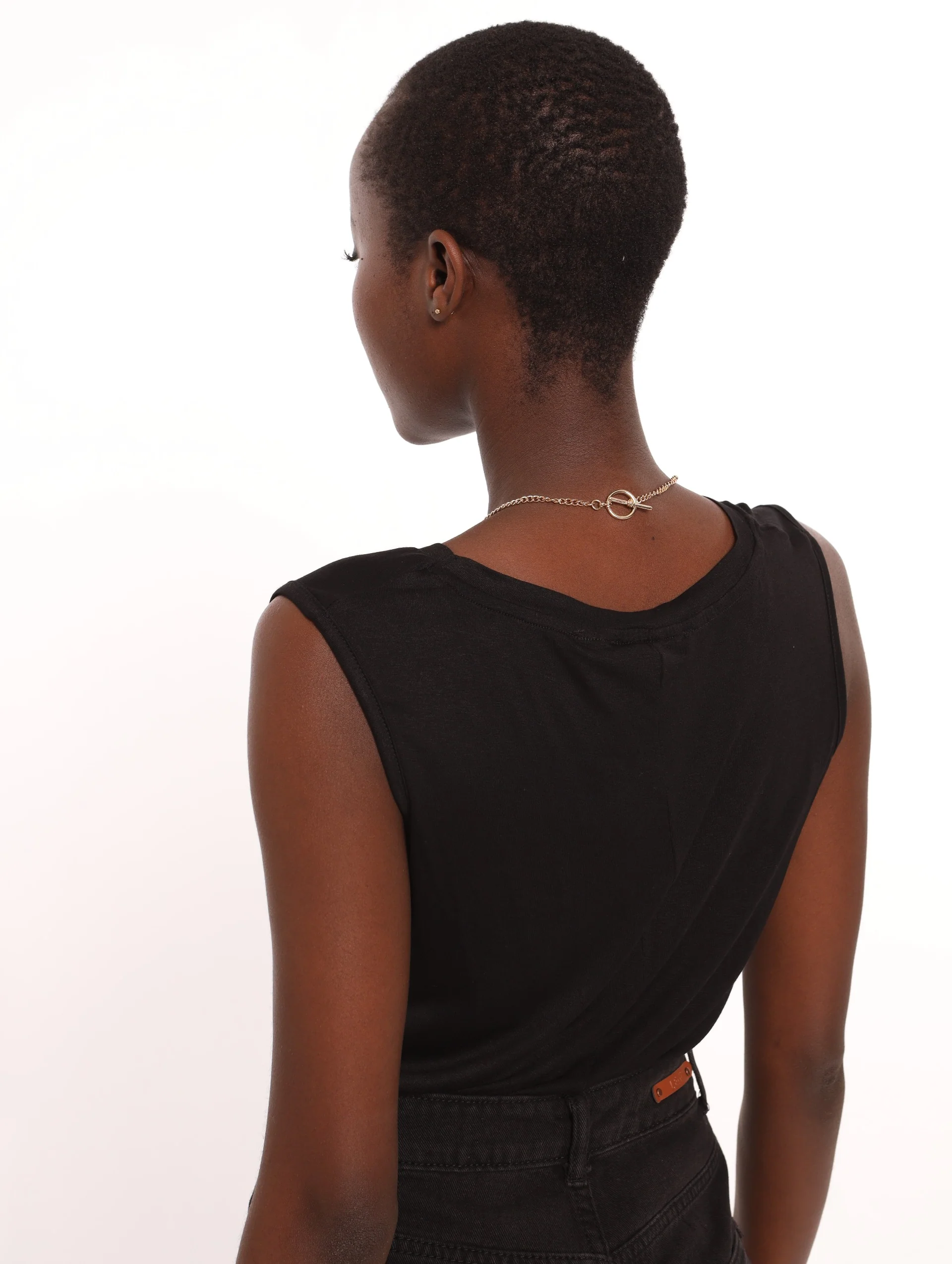 V-Neck Pocket Tank - Black - Image 4