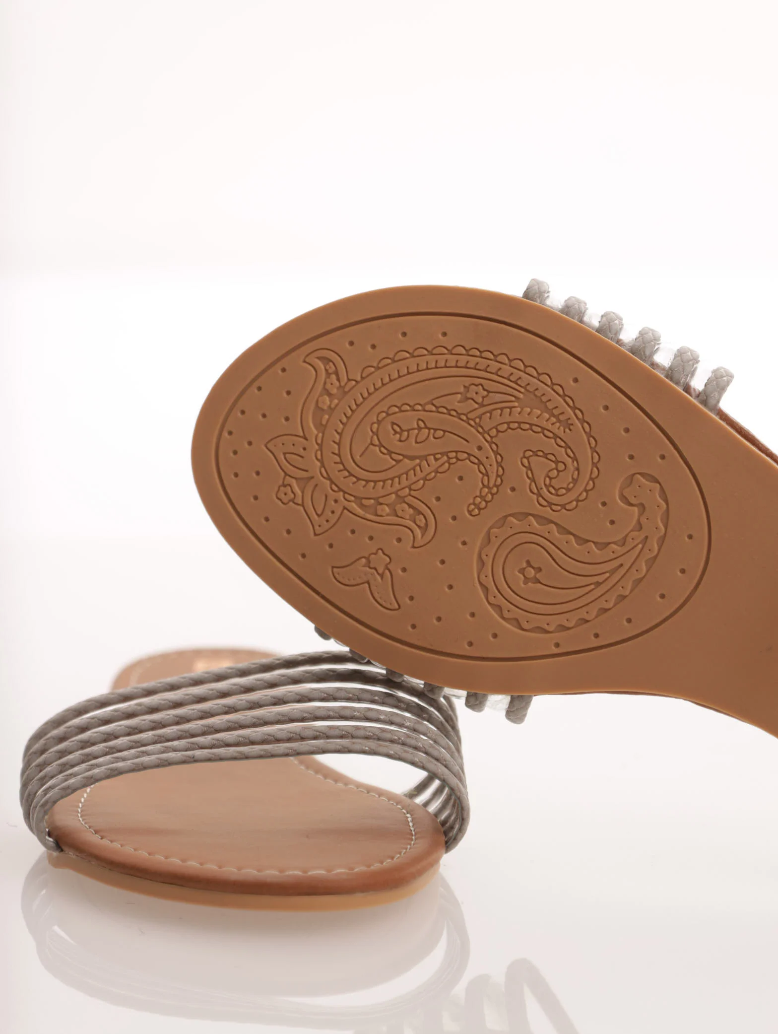 Vinyl Mule Sandal With Textured Stripes - Grey - Image 4