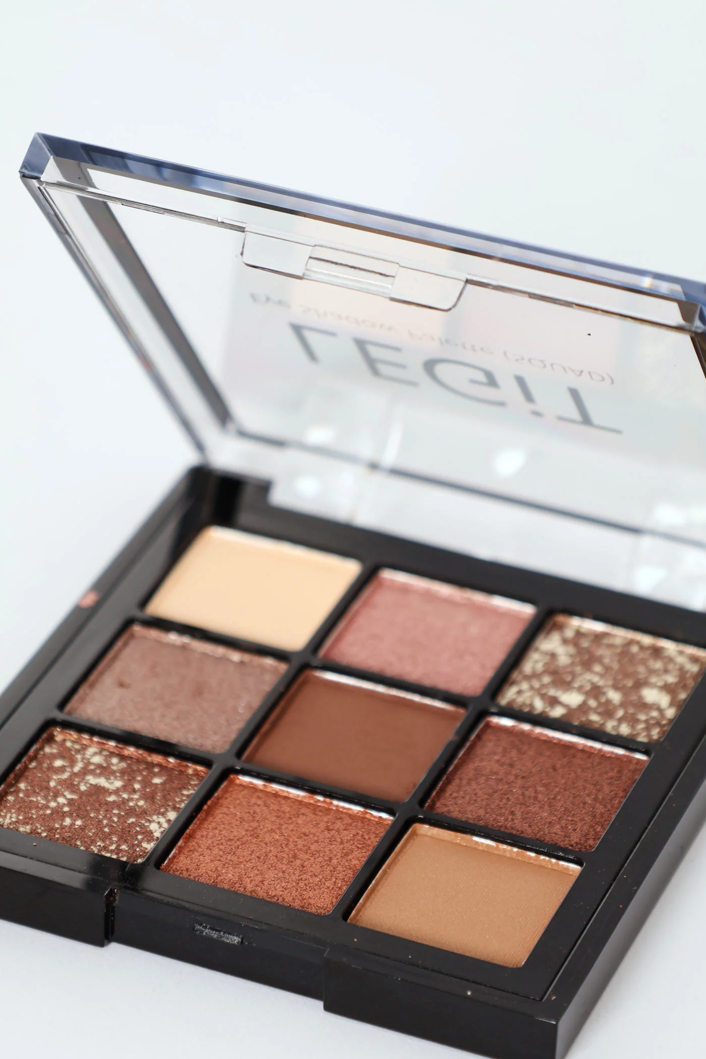 Legit 9 Colour Eyeshadow Pallet - Image 2