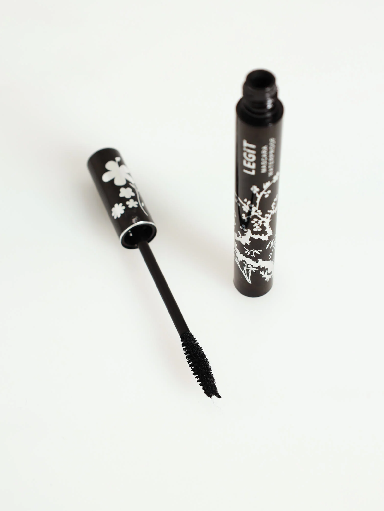Legit Waterproof Mascara - Image 2
