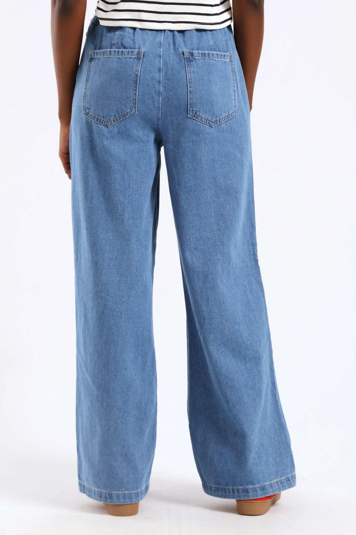 Light Weight Elasticated Wideleg Jean - Medium Blue - Image 5