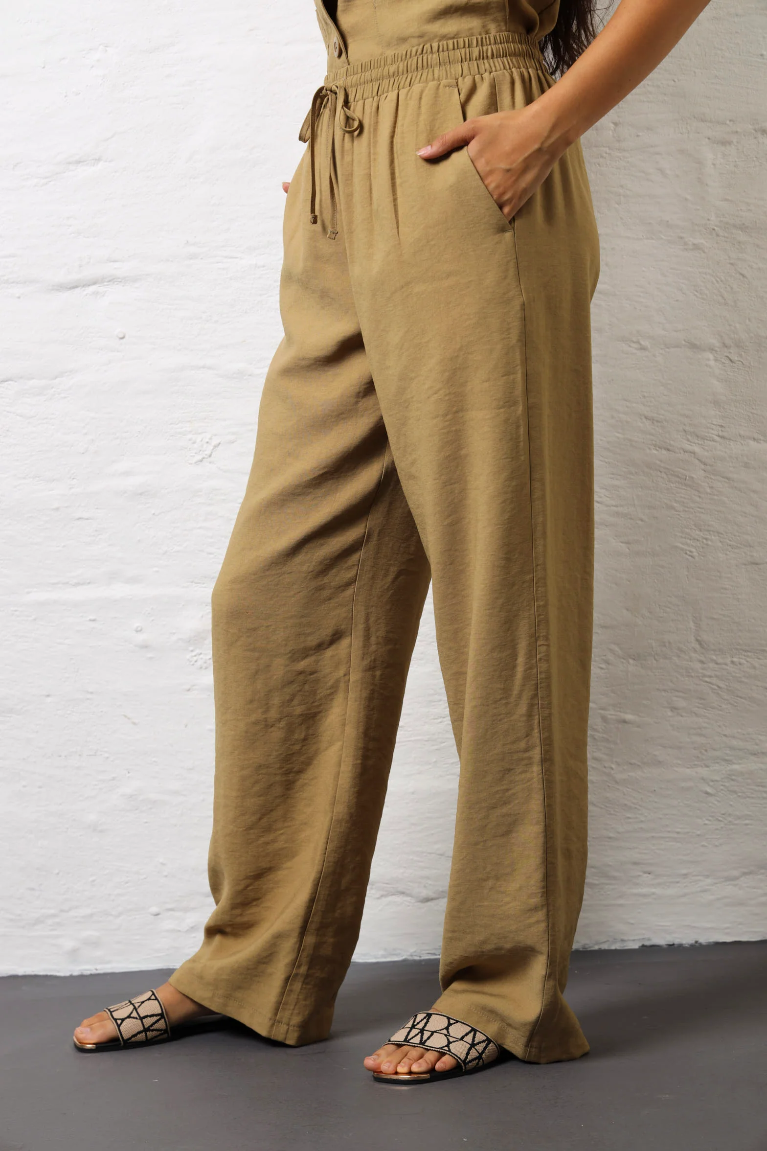 Linen Look Wideleg Pants - Olive - Image 3