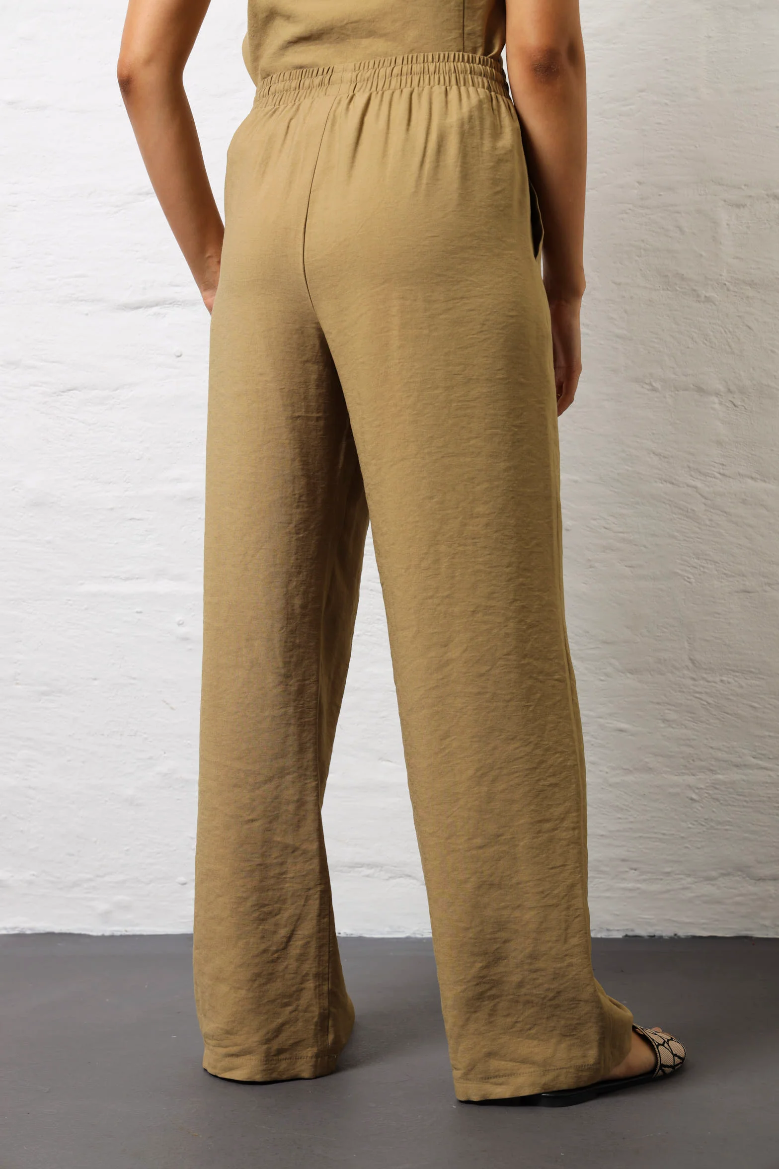 Linen Look Wideleg Pants - Olive - Image 4