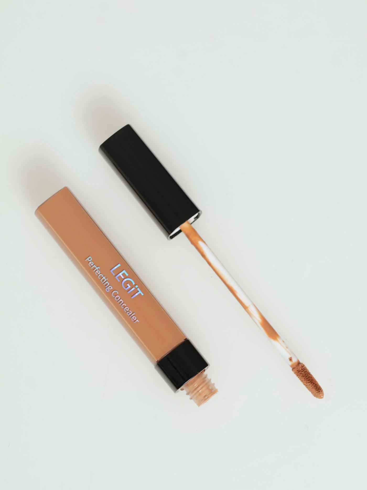 Legit Liquid Concealer - Image 4