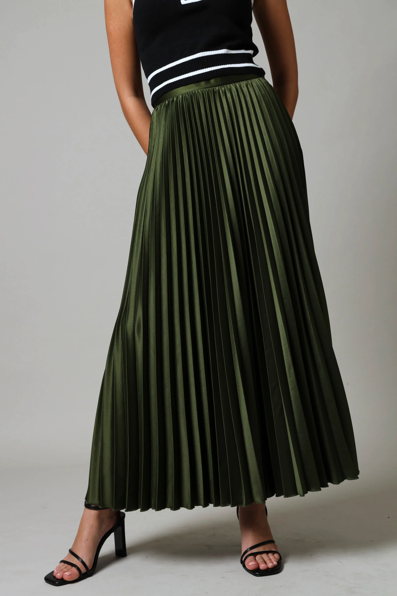 Long Length Pleated Skirt - Fatigue