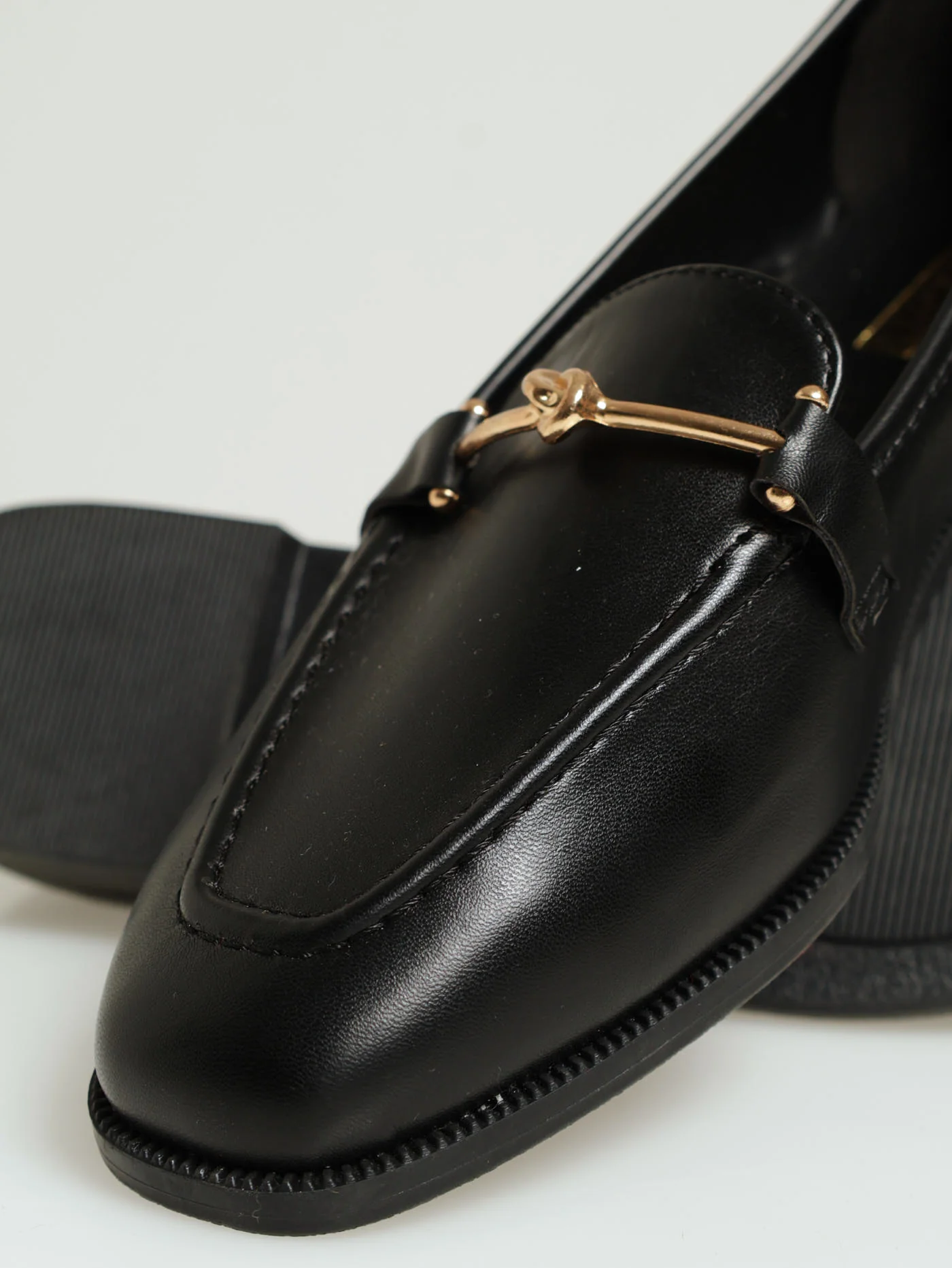 Loafer With Knot Trim - Black - Image 5
