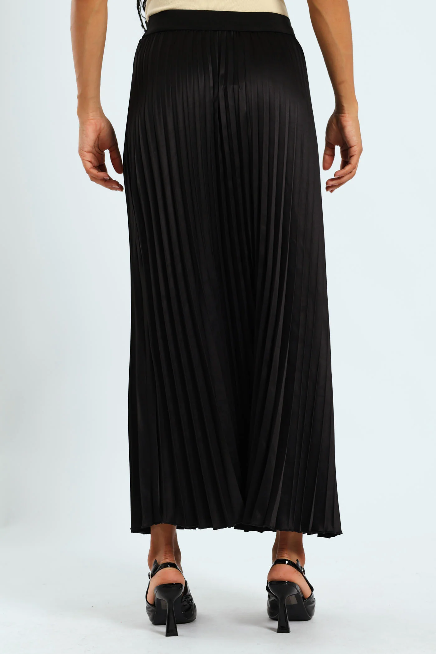 Long Length Elasticated  Pleated Skirt - Black - Image 5
