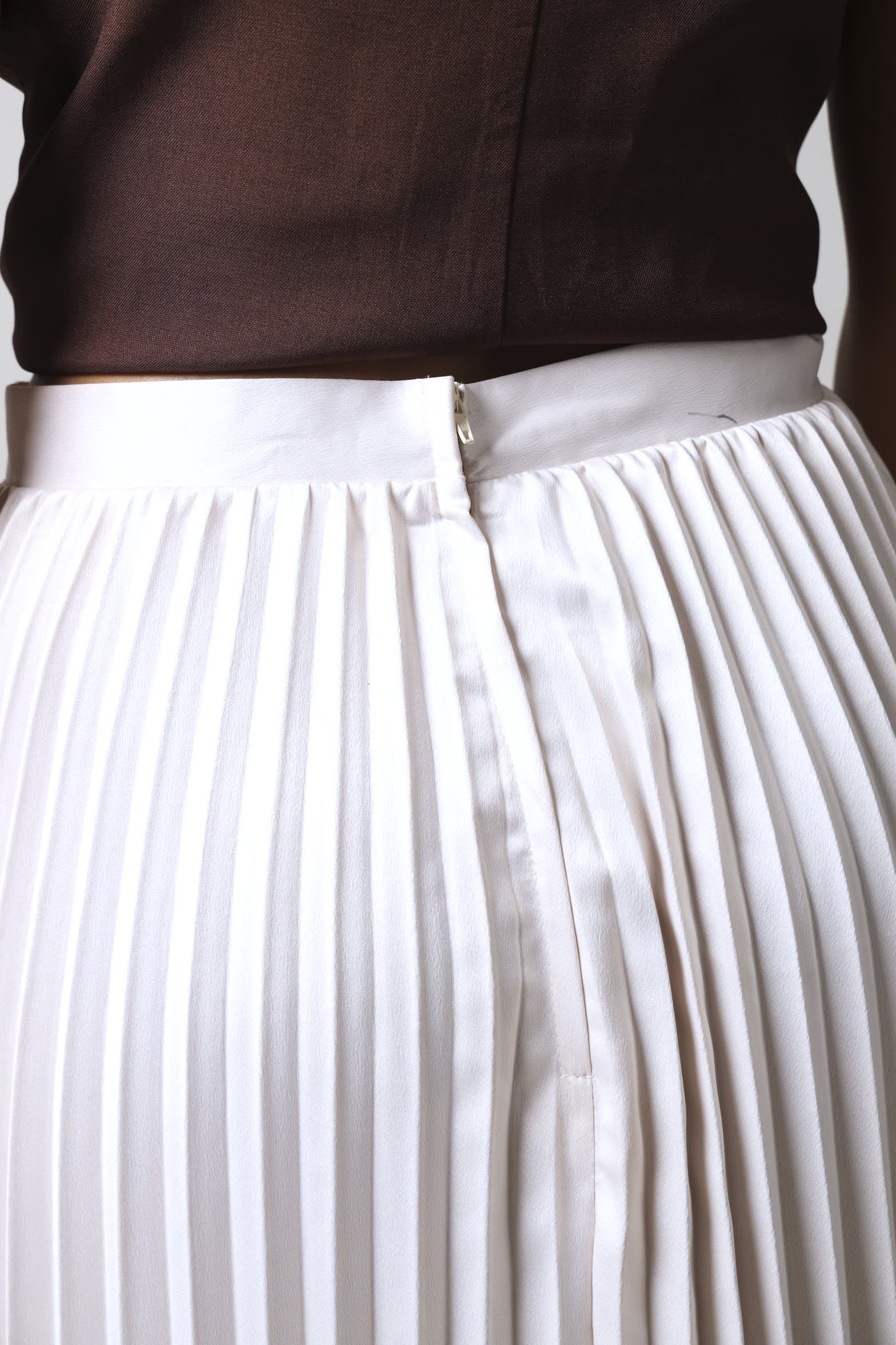 Long Length Pleated Skirt - Champagne - Image 5