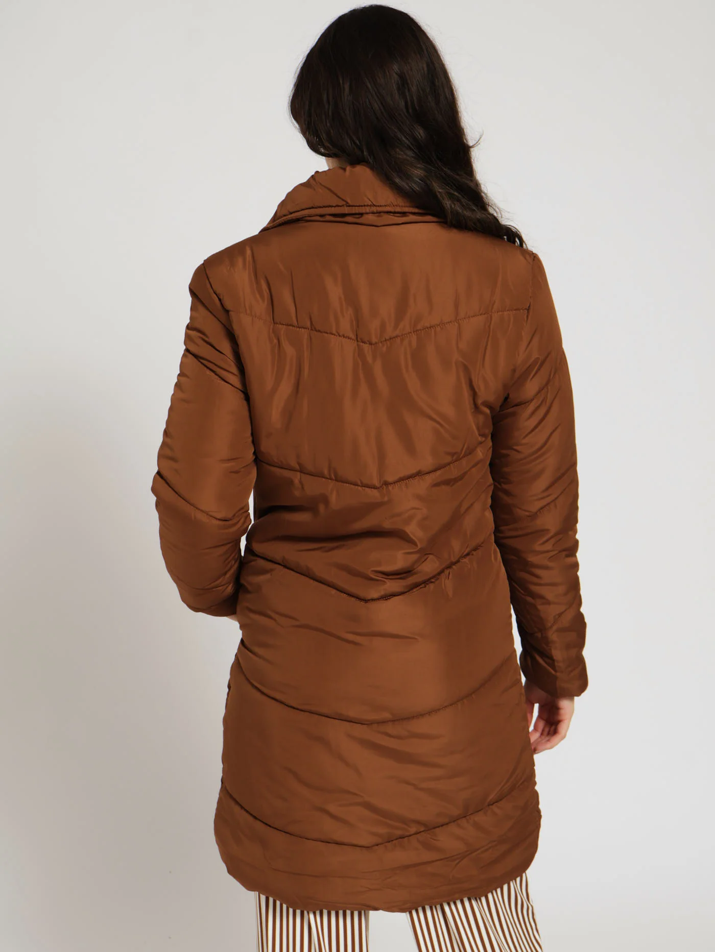 Long Quilted Puffer Jacket - Brown - Image 4