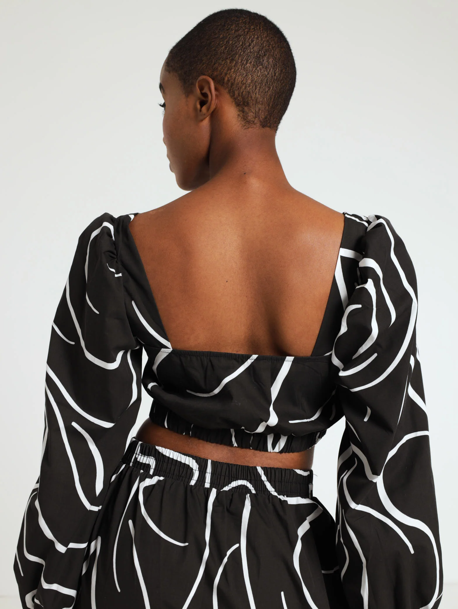 Long Sleeve Blouson Swirl Print Polin Top - Image 3