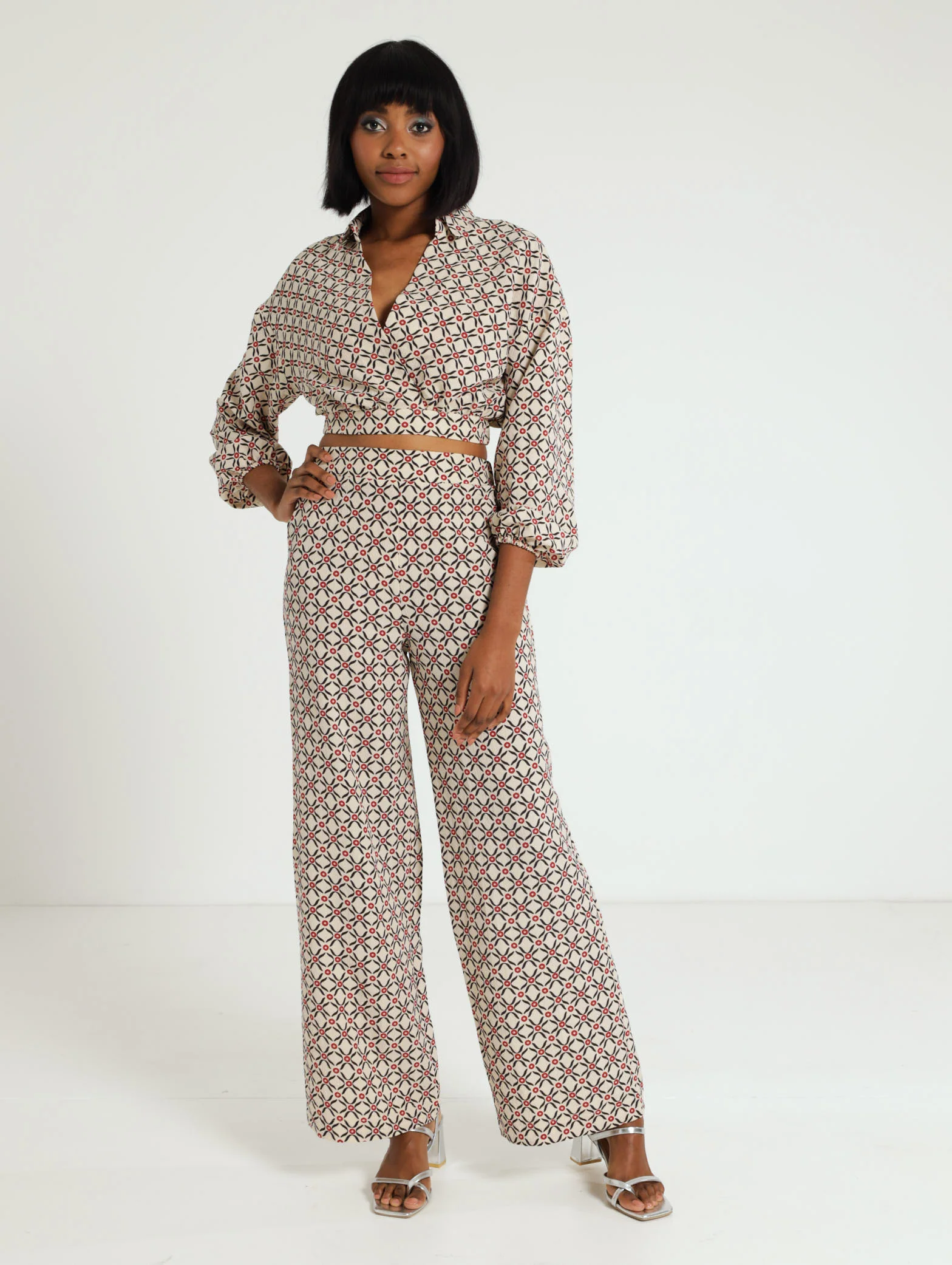 Long Sleeve Collar Detail Aztec Crop - Image 2