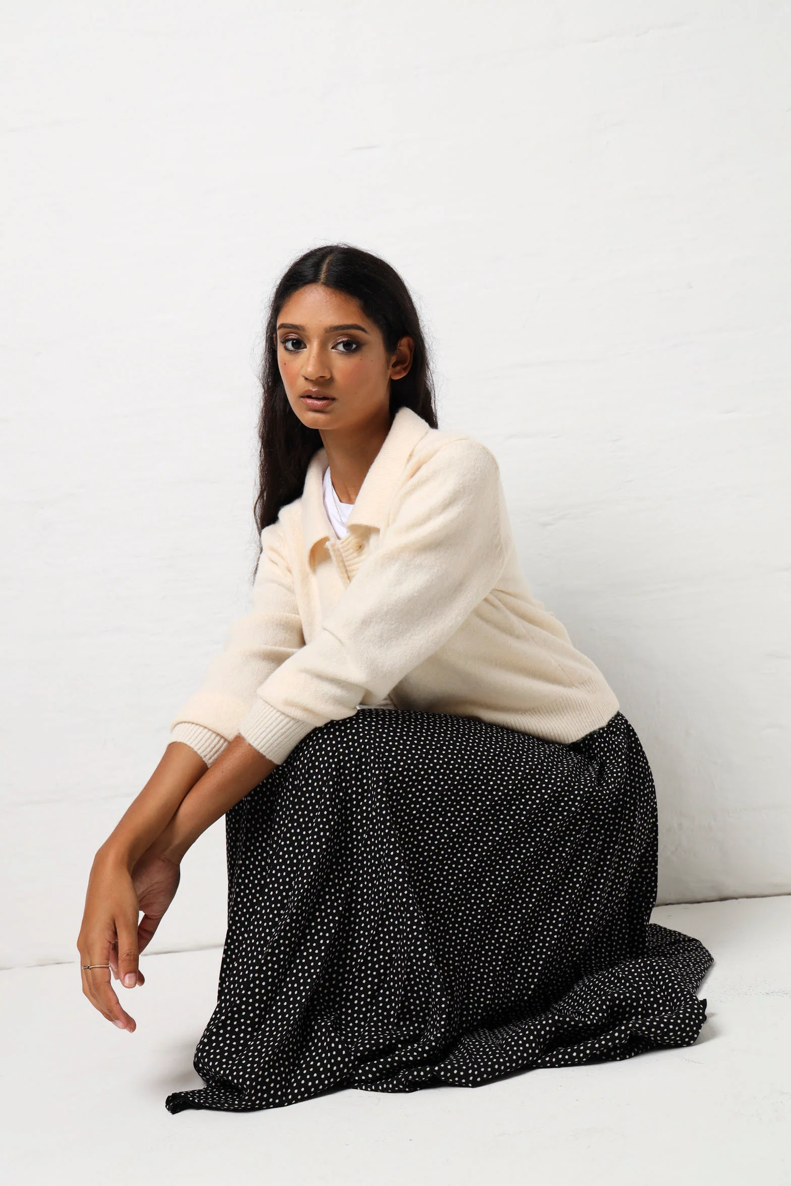 Long Sleeve Collared Cardi - Cream - Image 2
