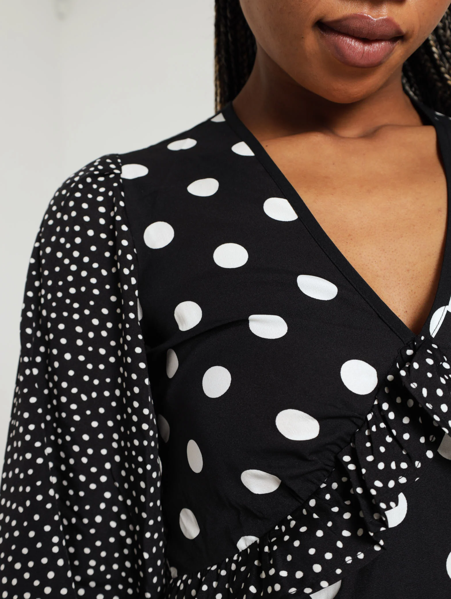 Long Sleeve Fashion Dress Ruffle Spot - Image 4
