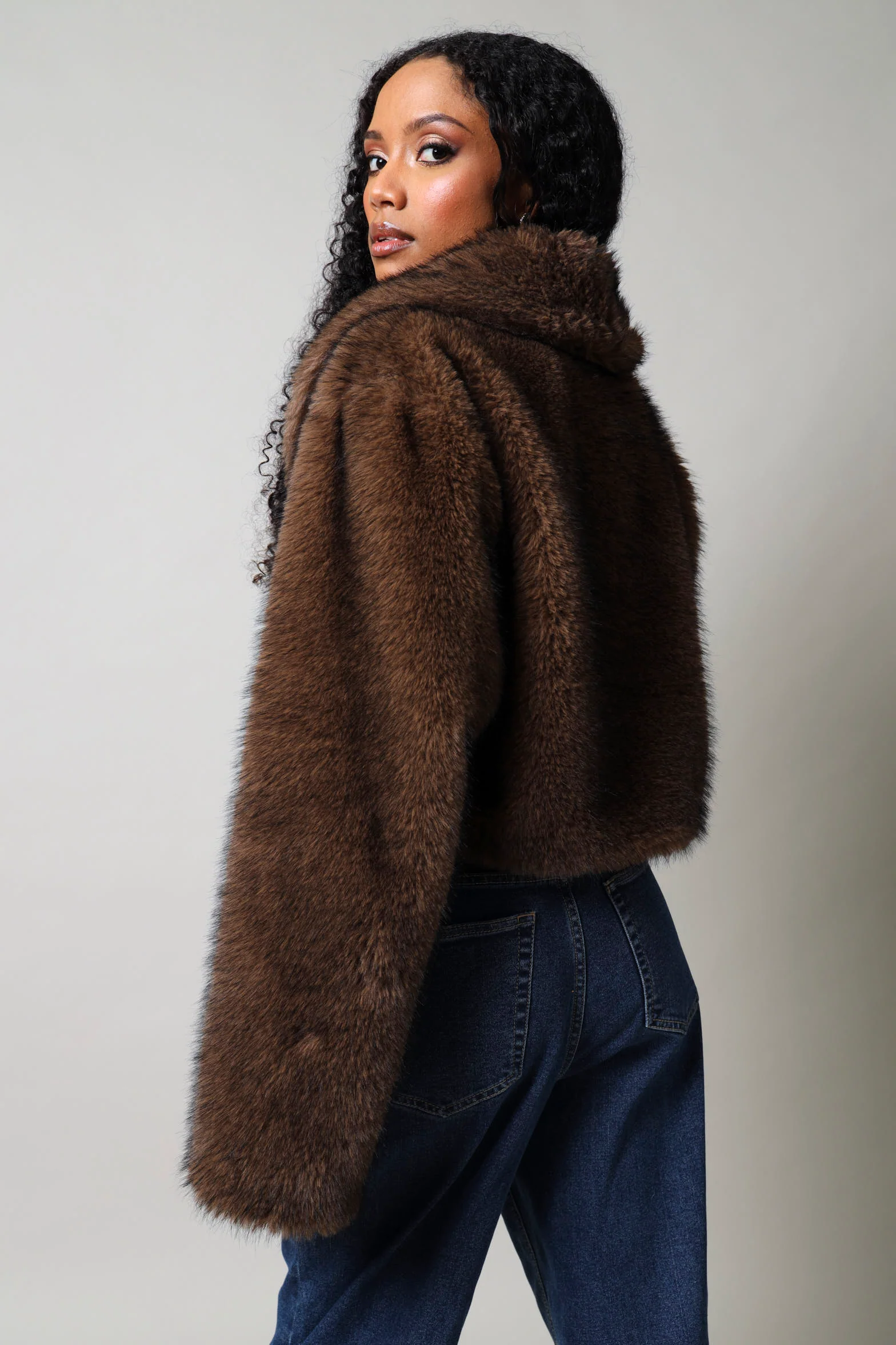Long Sleeve Faux Fur Jacket - Brown - Image 7