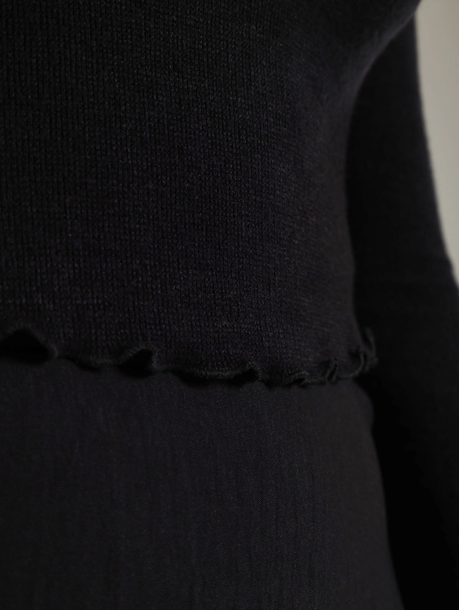 Long Sleeve Flossed Jersey Knit Top - Image 5