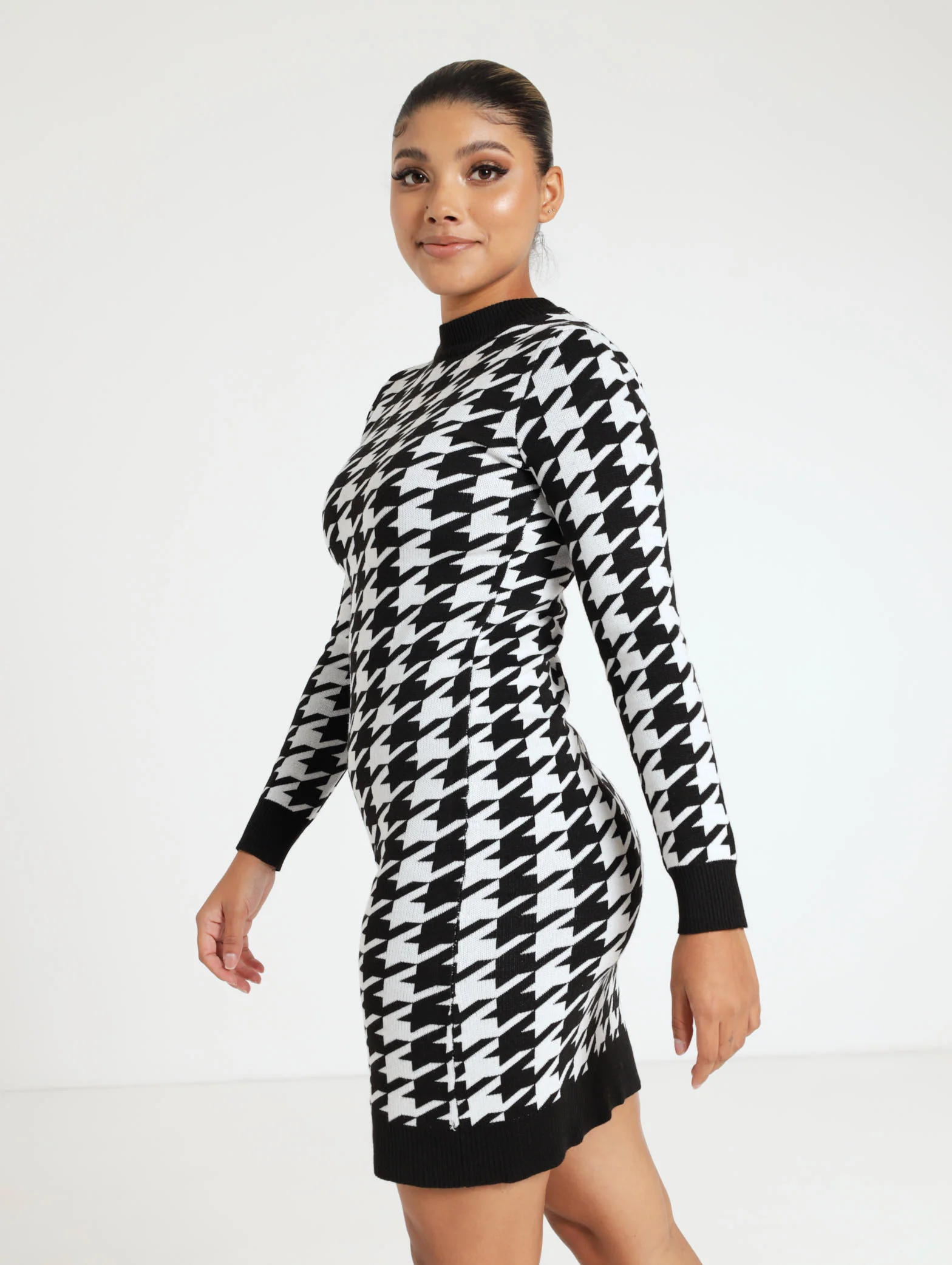 Long Sleeve Houndstooth Dress - Image 2