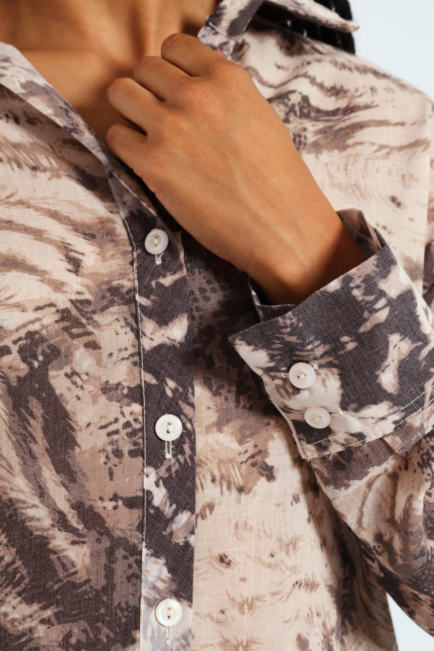 Long Sleeve Printed Button Through Shirt - Image 4