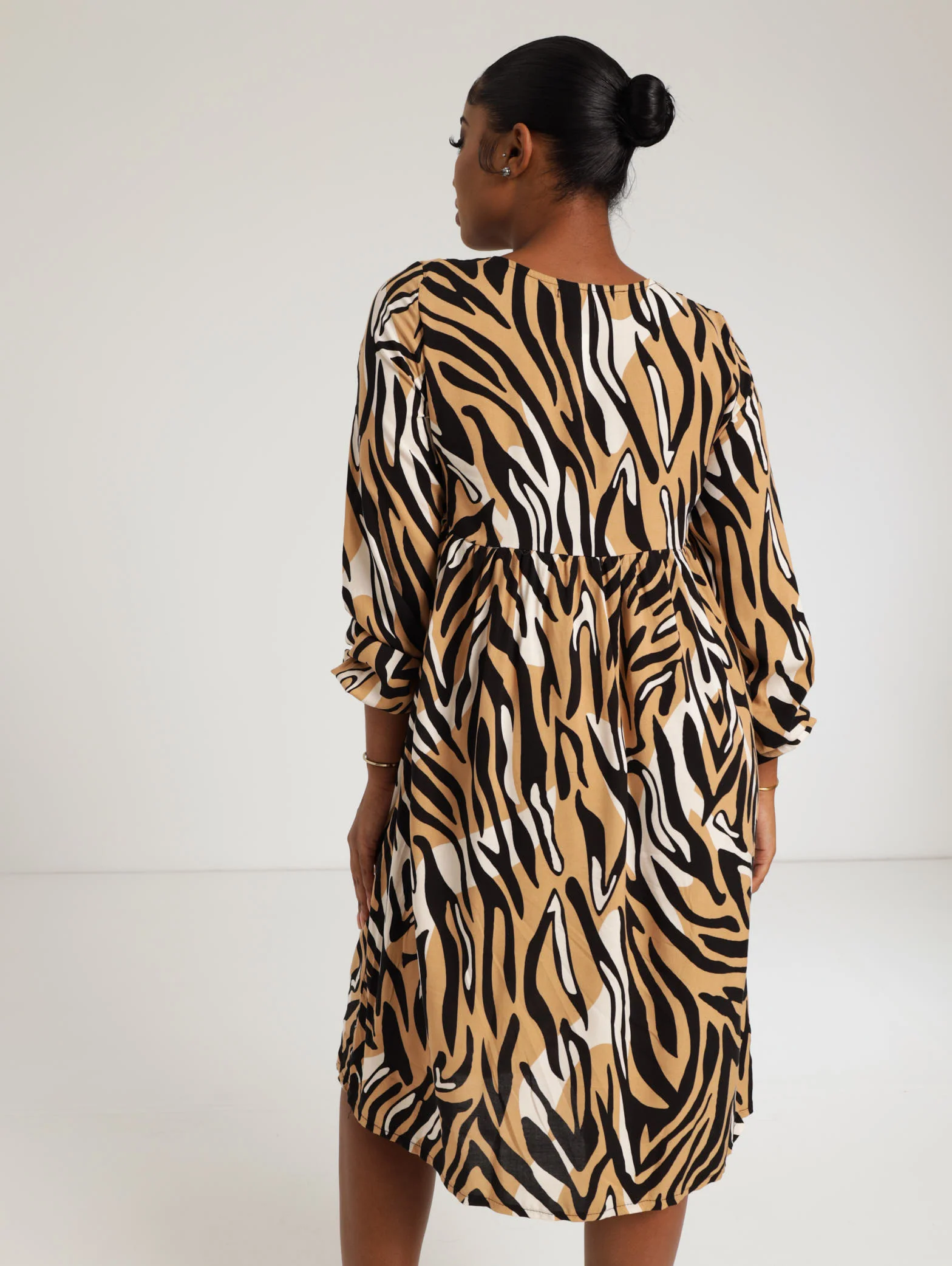 Long Sleeve Printed Dress - Tan - Image 4