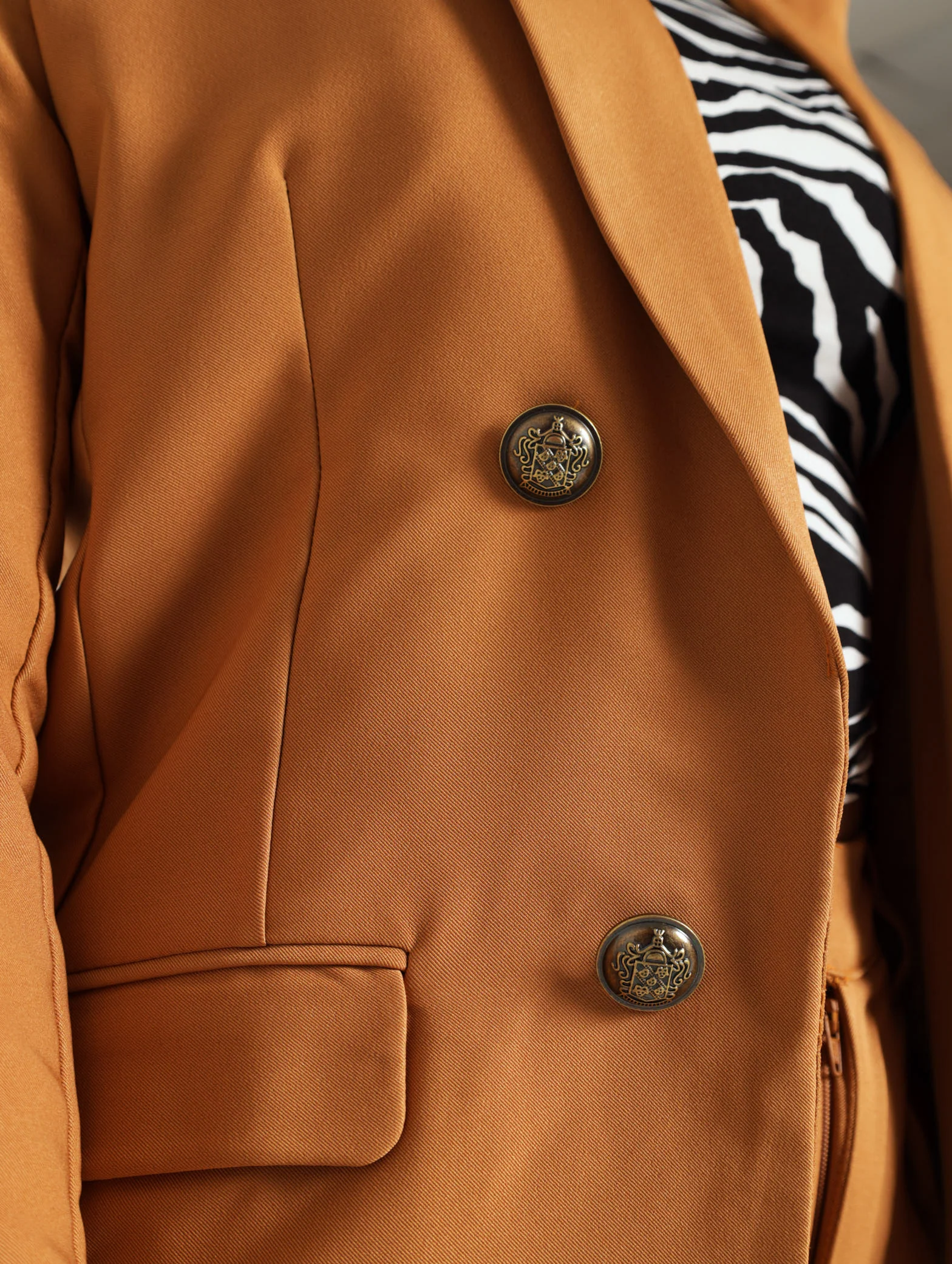 Long Sleeve Stone Blazer With Tortoise Shell Buttons - Image 5