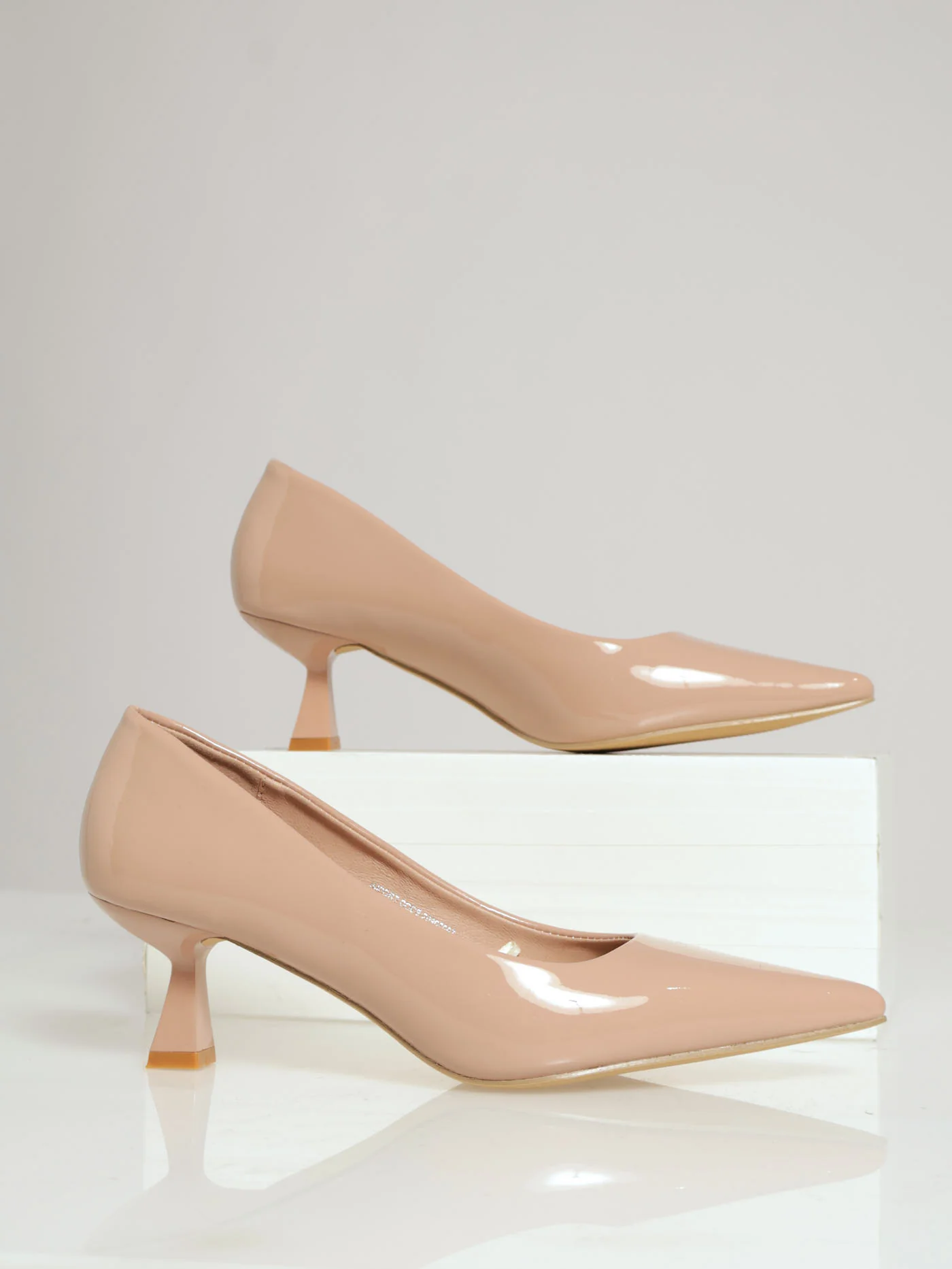 Low Shaped Pointy Patent Full Court Heel - Taupe