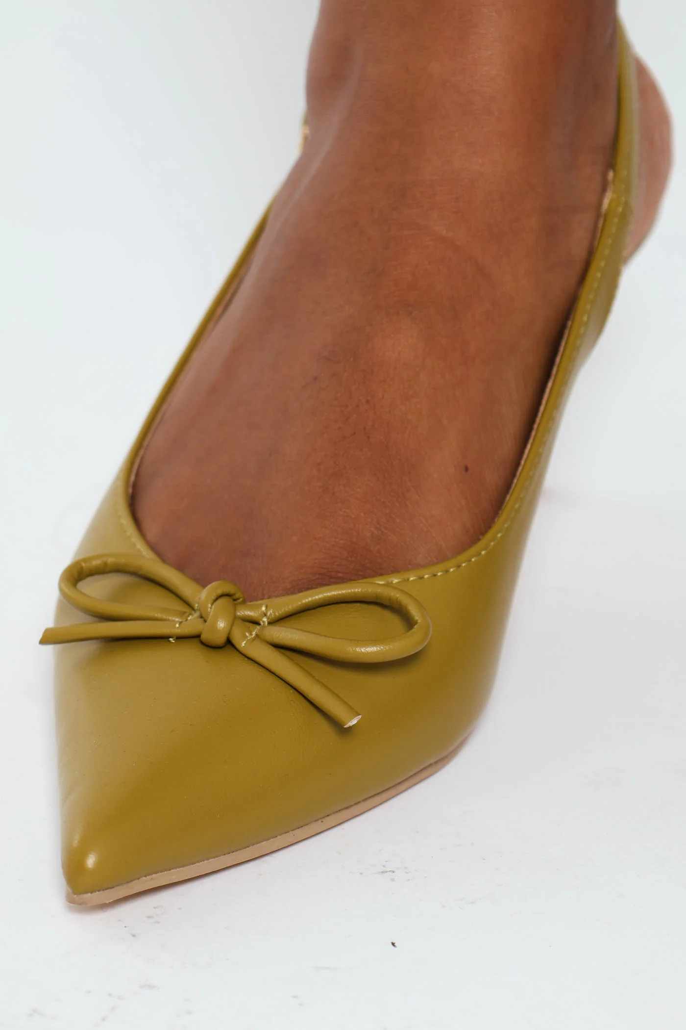 Low Shaped Pointy Slingback Bow Court Heel - Chartreuse - Image 2